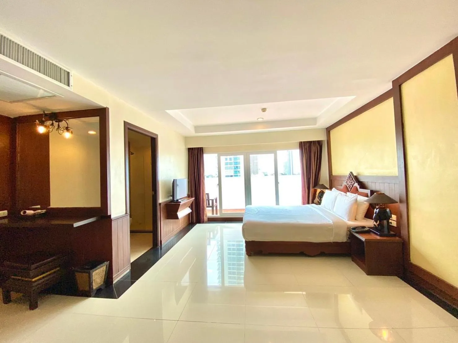 Bed in Royal Heritage Pavilion, Jomtien