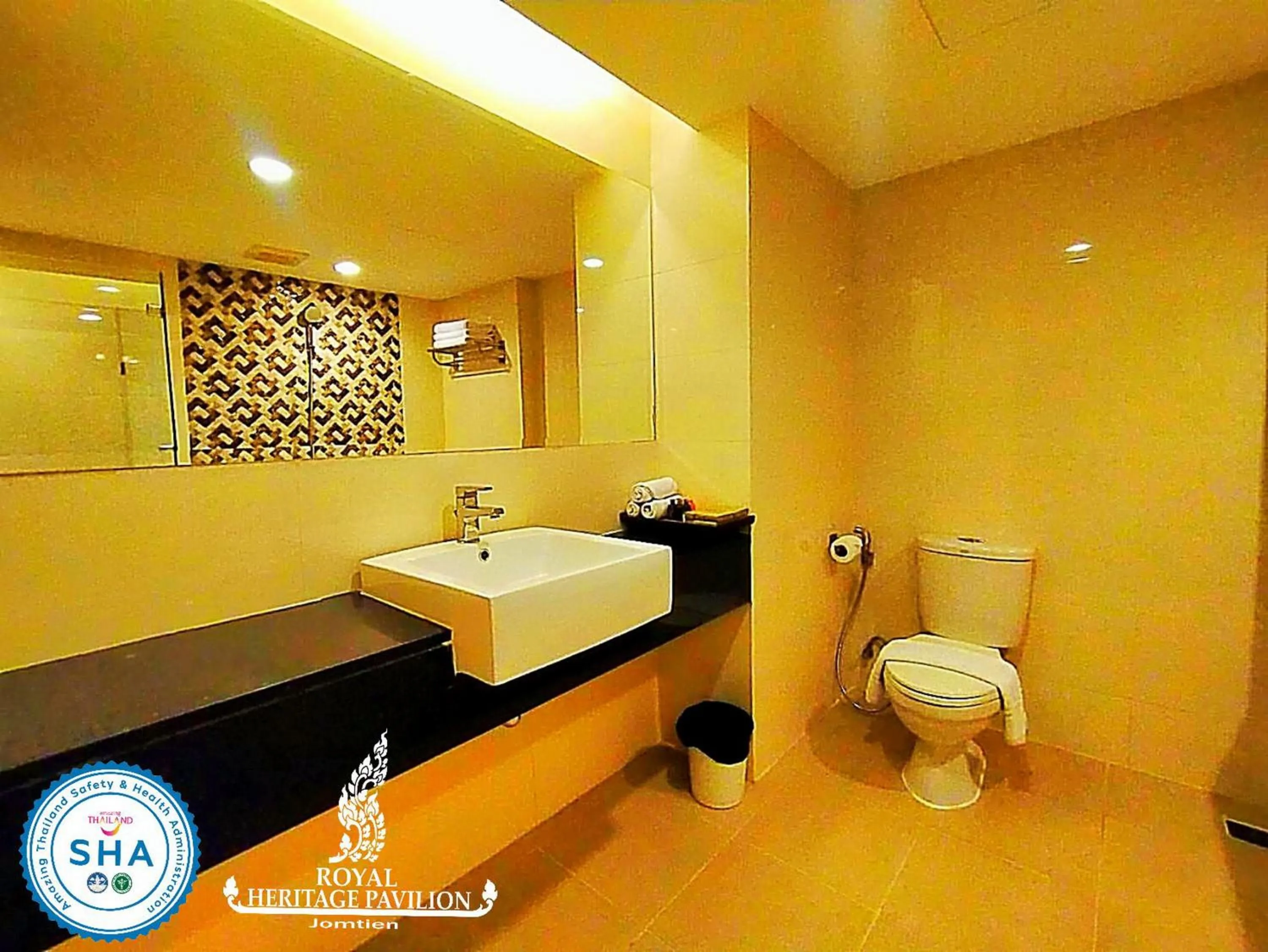 Toilet in Royal Heritage Pavilion, Jomtien