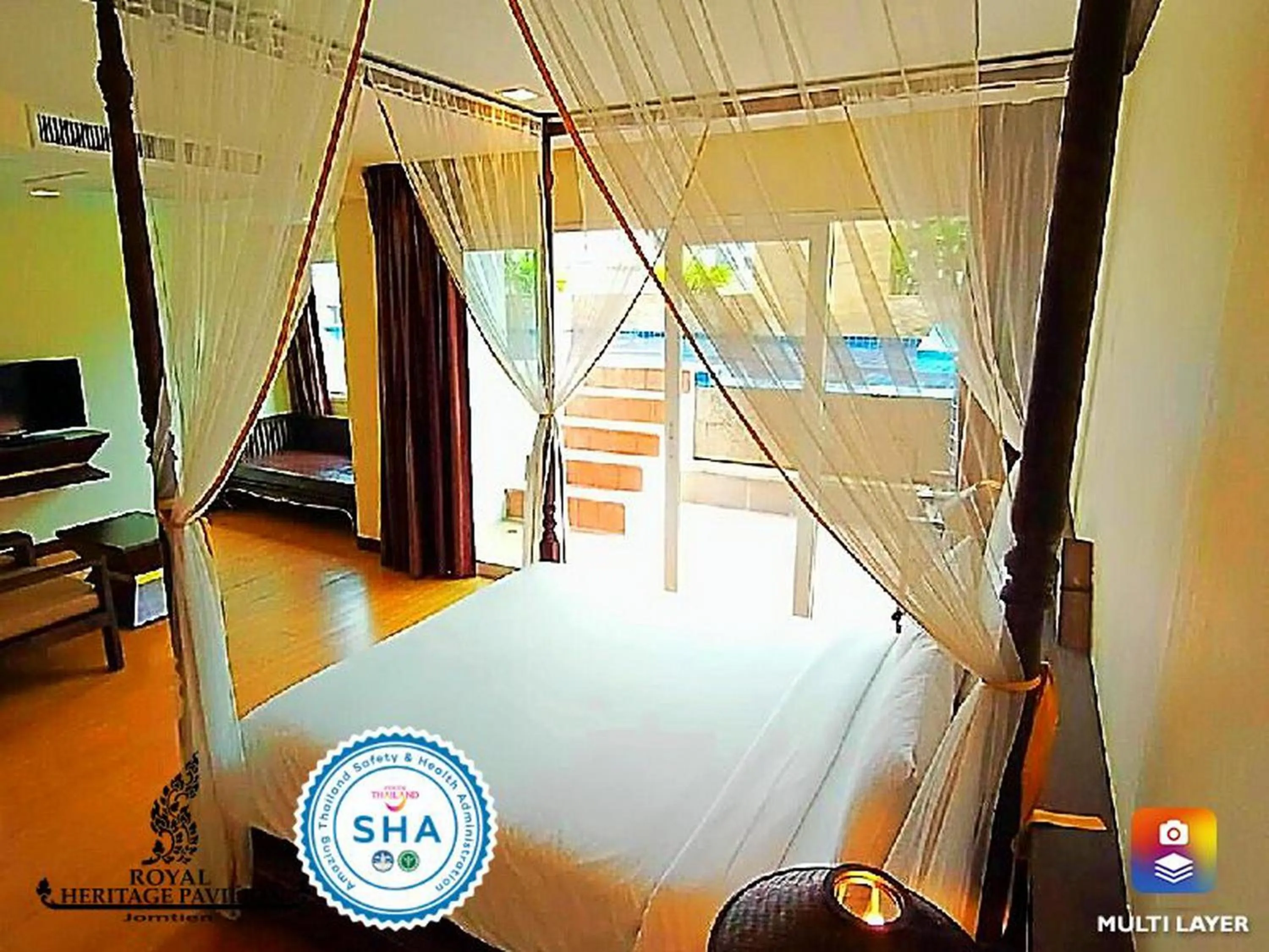 Seating area, Bed in Royal Heritage Pavilion, Jomtien