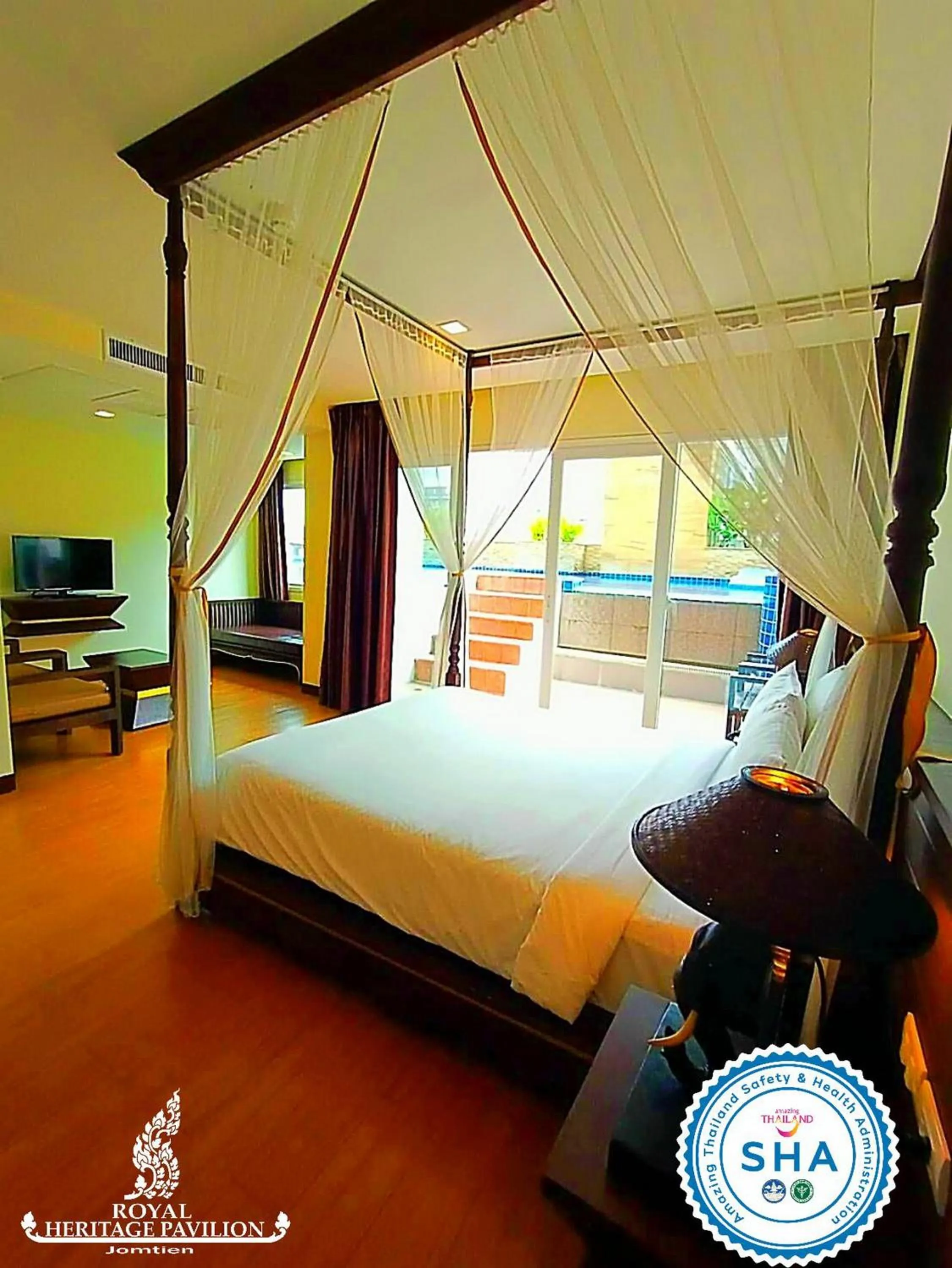 Seating area, Bed in Royal Heritage Pavilion, Jomtien