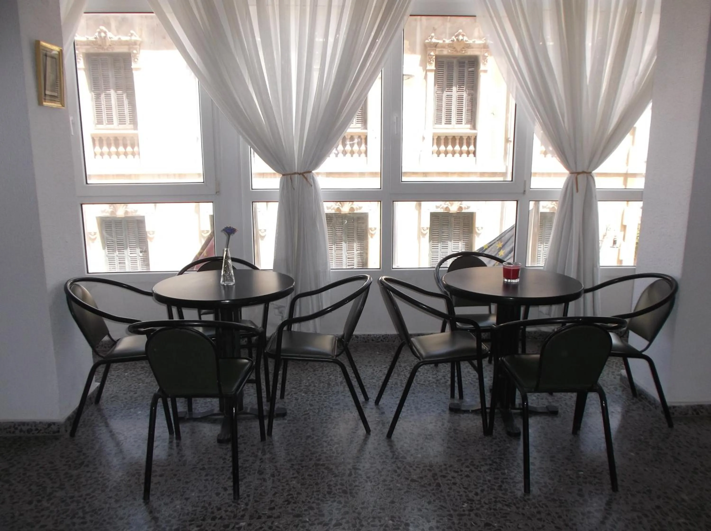 Communal lounge/ TV room in Hotel Lido