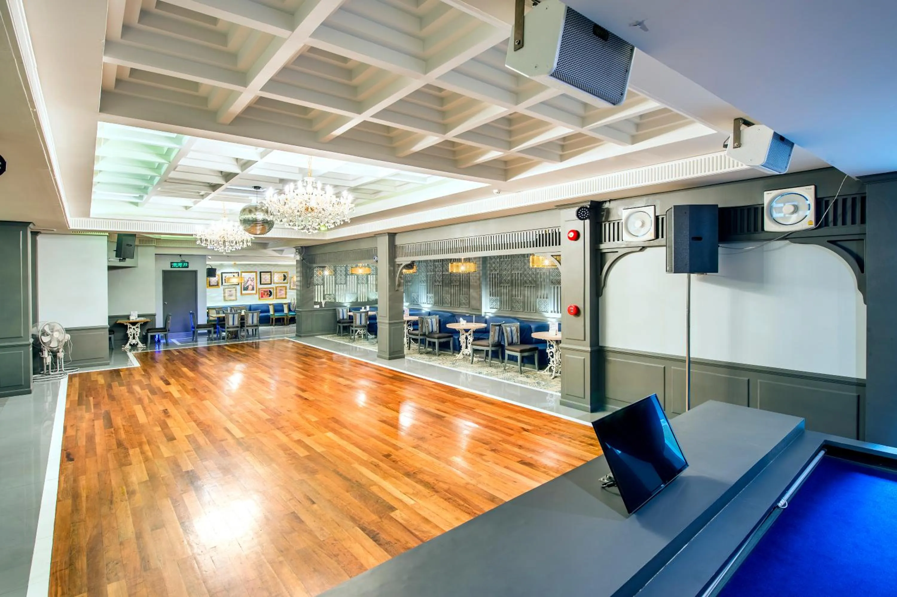 Lobby or reception in Royal Rattanakosin Hotel - Near Grand Palace & Khaosan Road