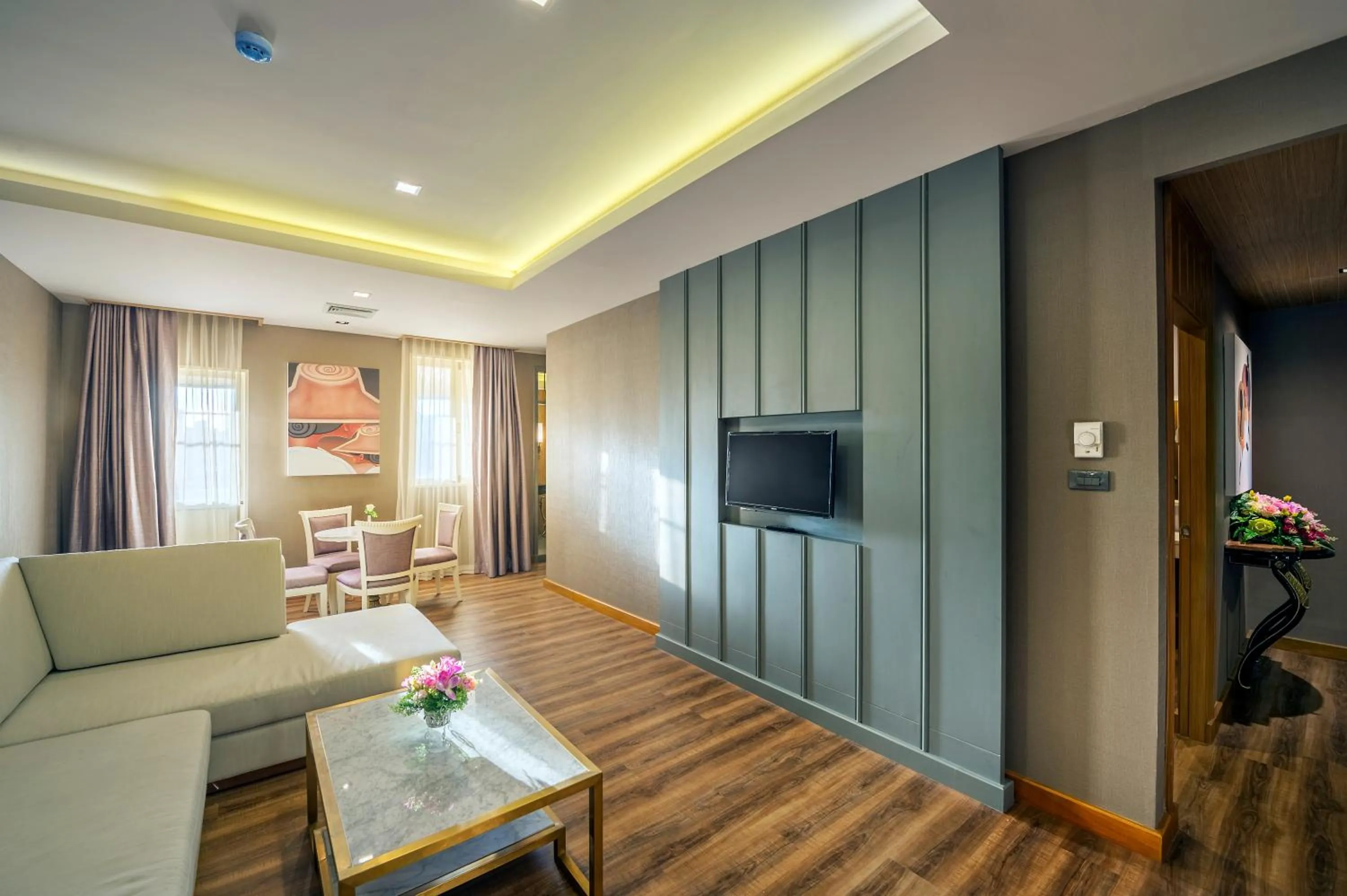 Living room in Royal Rattanakosin Hotel - Near Grand Palace & Khaosan Road