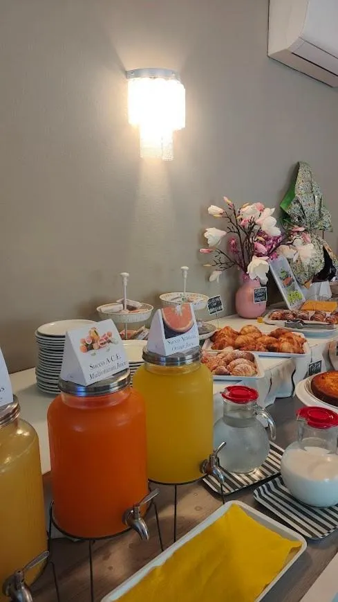 Food and drinks in Hotel Capri