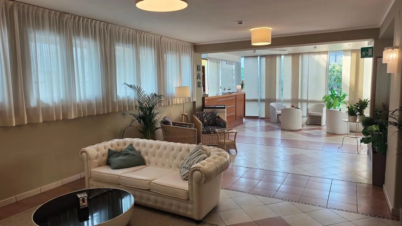 Lounge or bar in Hotel Capri