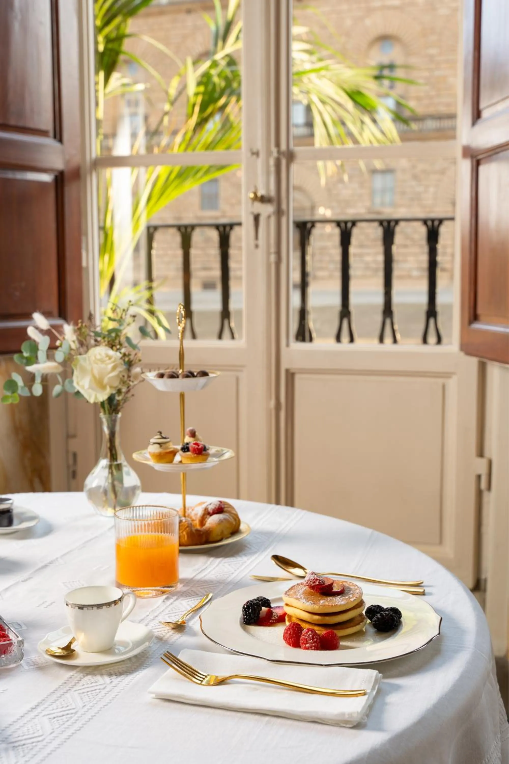Continental breakfast in Piazza Pitti Palace - Residenza d'Epoca