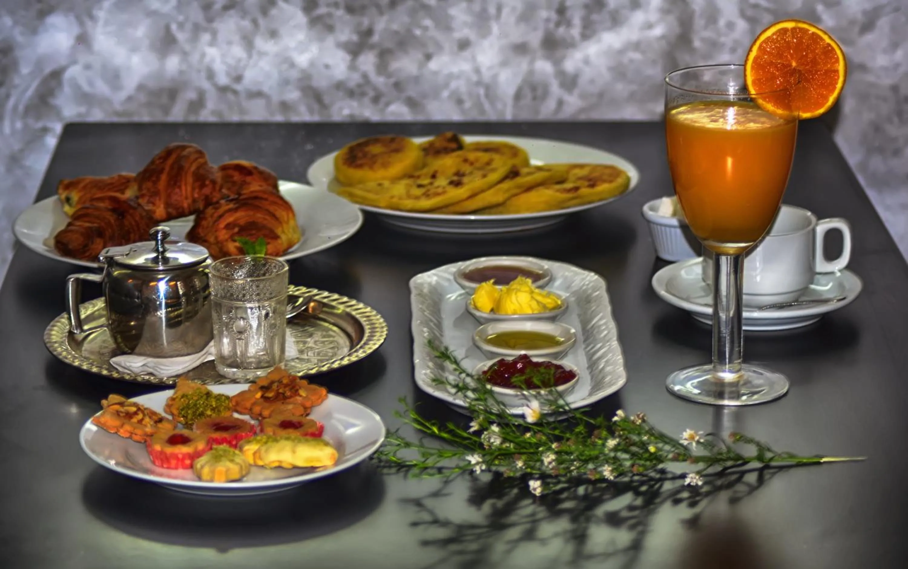 Breakfast in Hotel Vents Des Iles