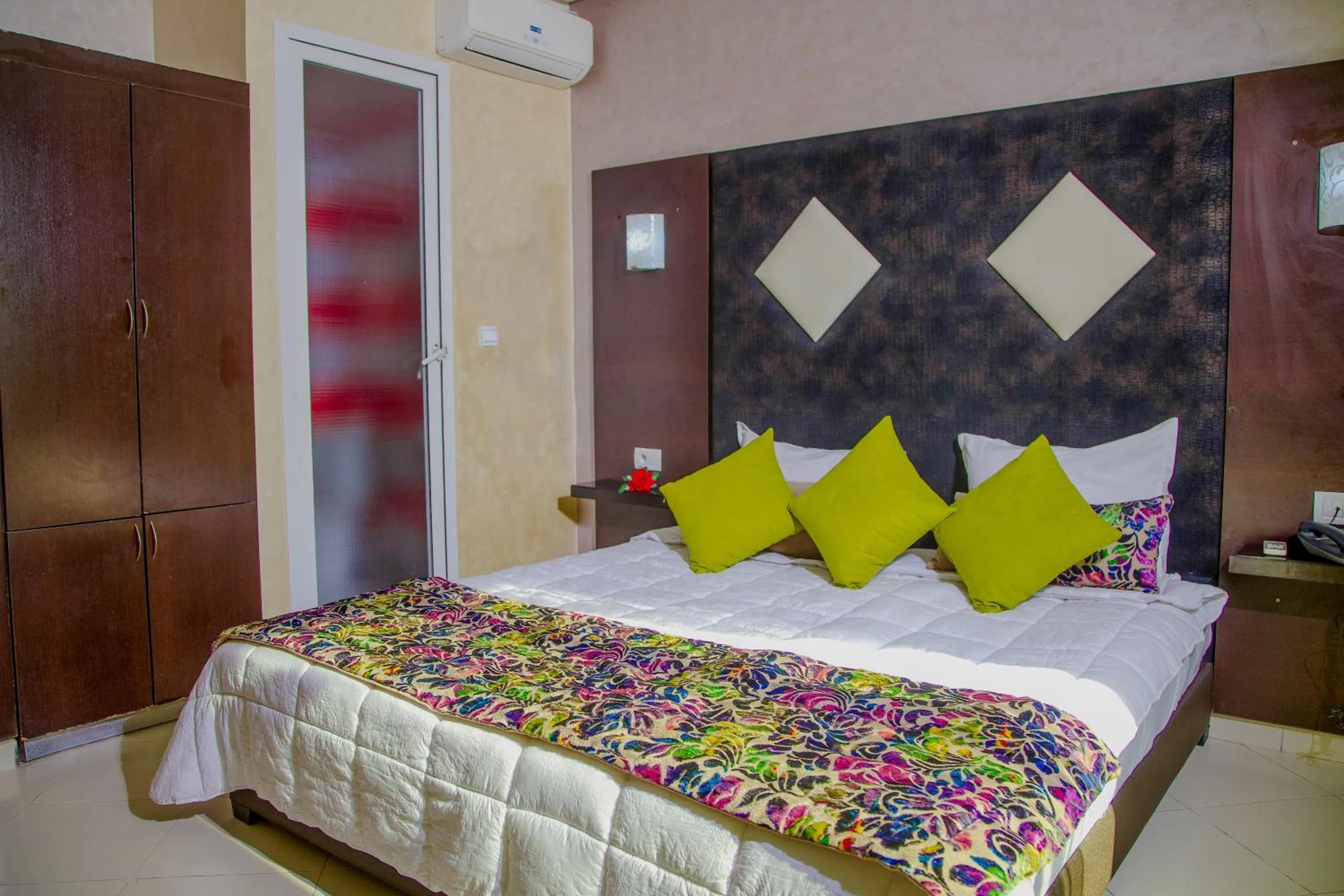 Bed in Hotel Vents Des Iles