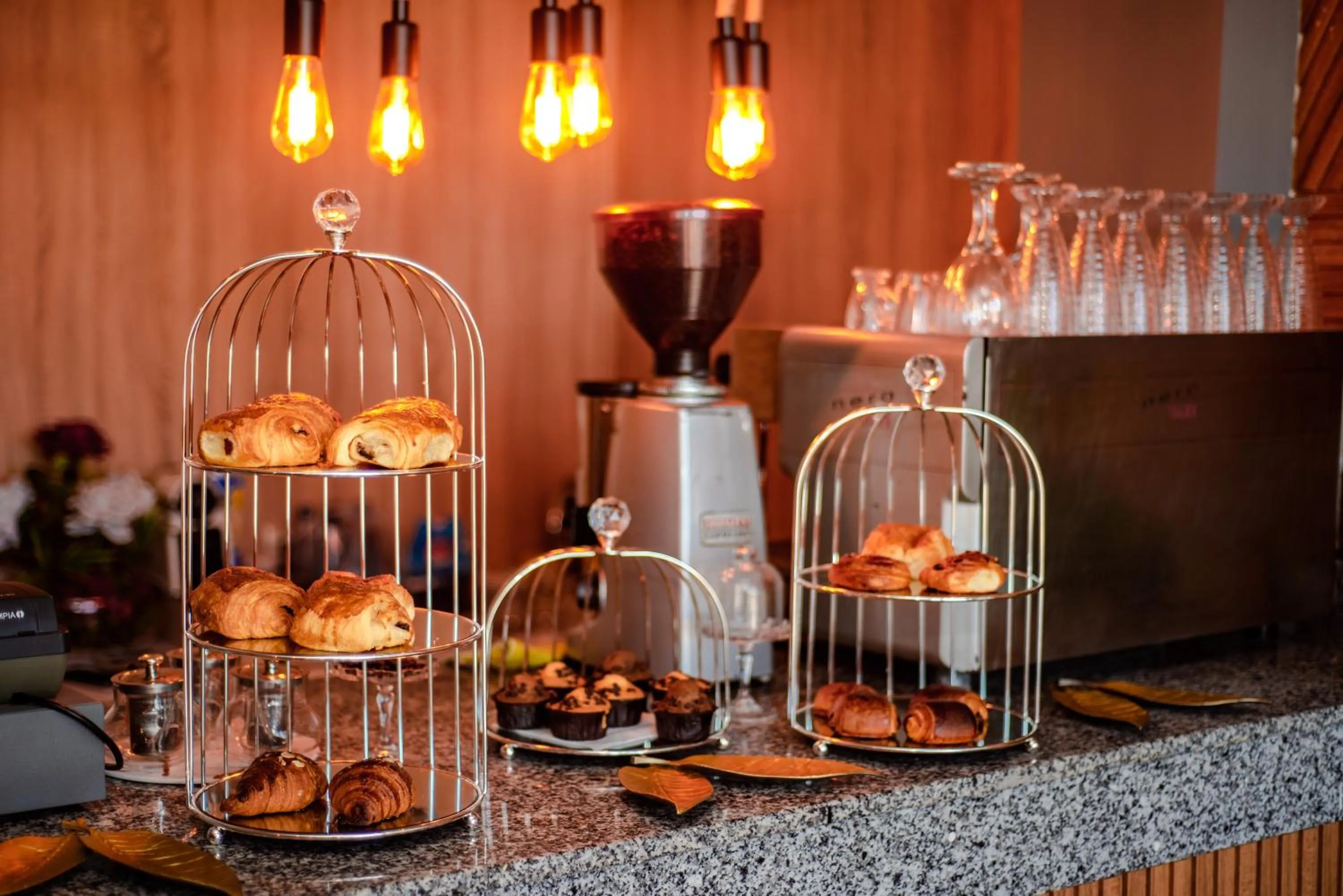 Restaurant/places to eat in Hotel Vents Des Iles