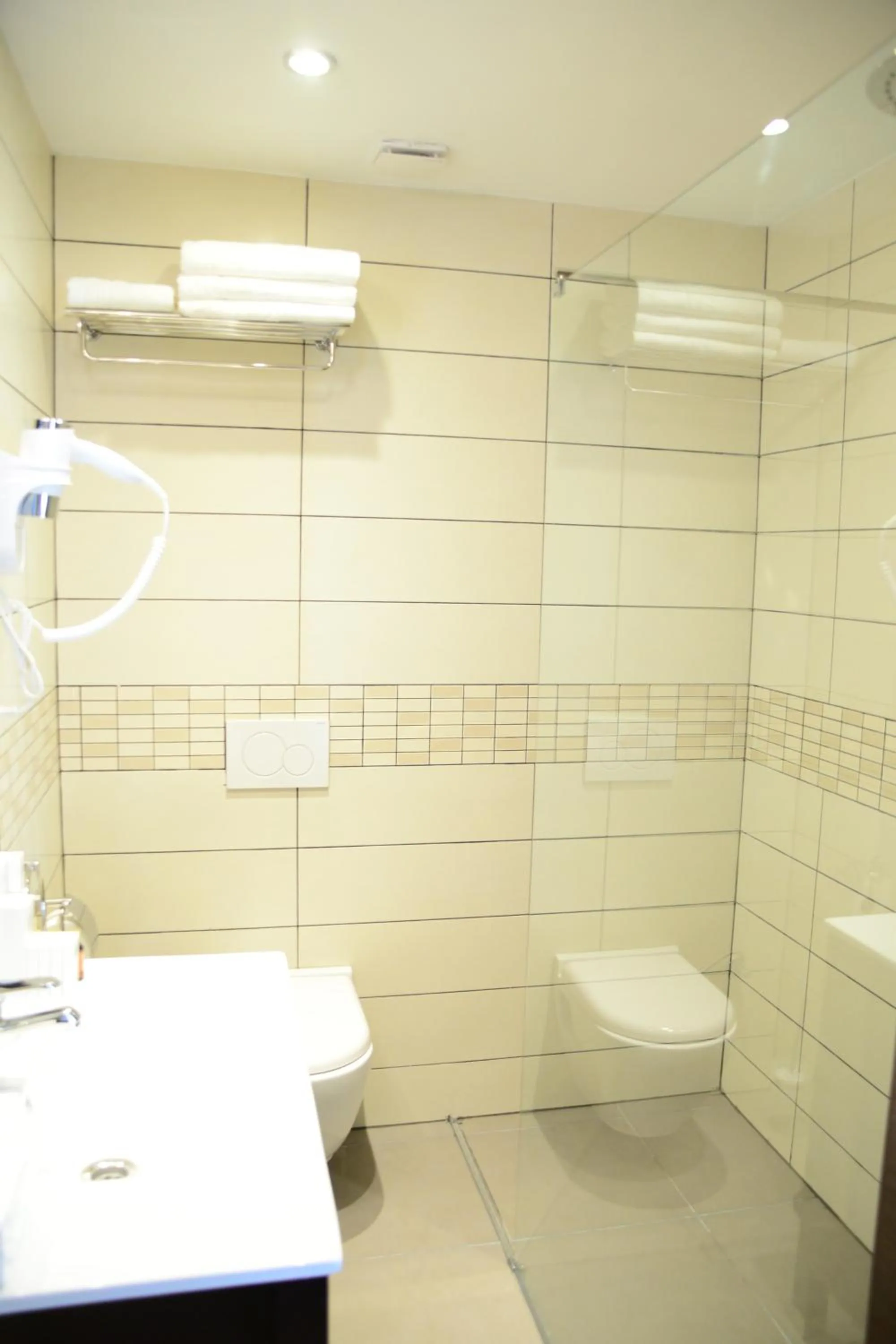 Bathroom in The Helmet Hotel