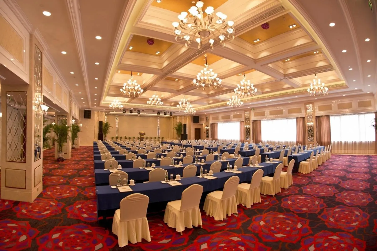 Business facilities in Overseas Chinese Hotel Wenzhou