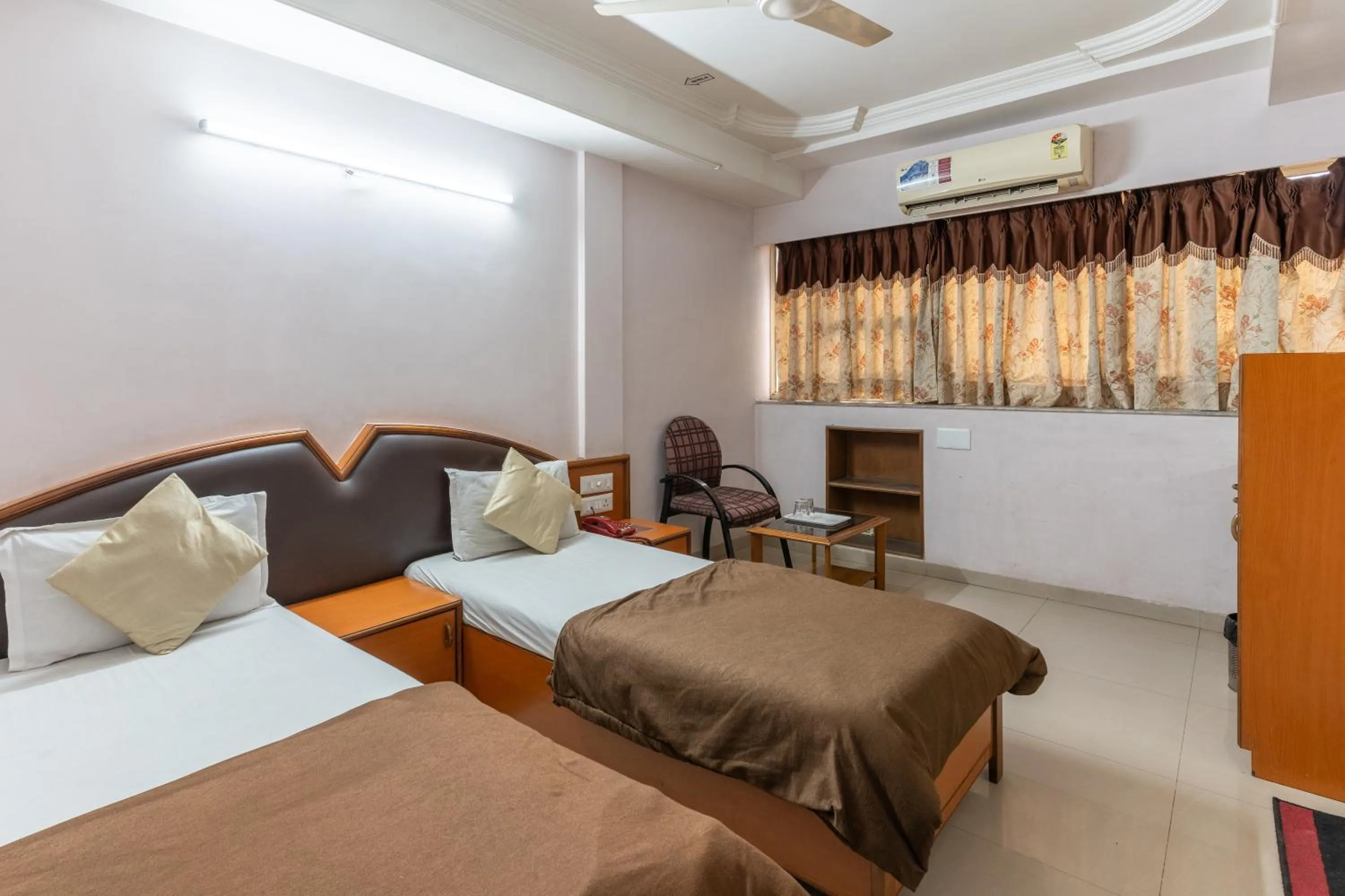 Photo of the whole room, Bed in Hotel Sanmati