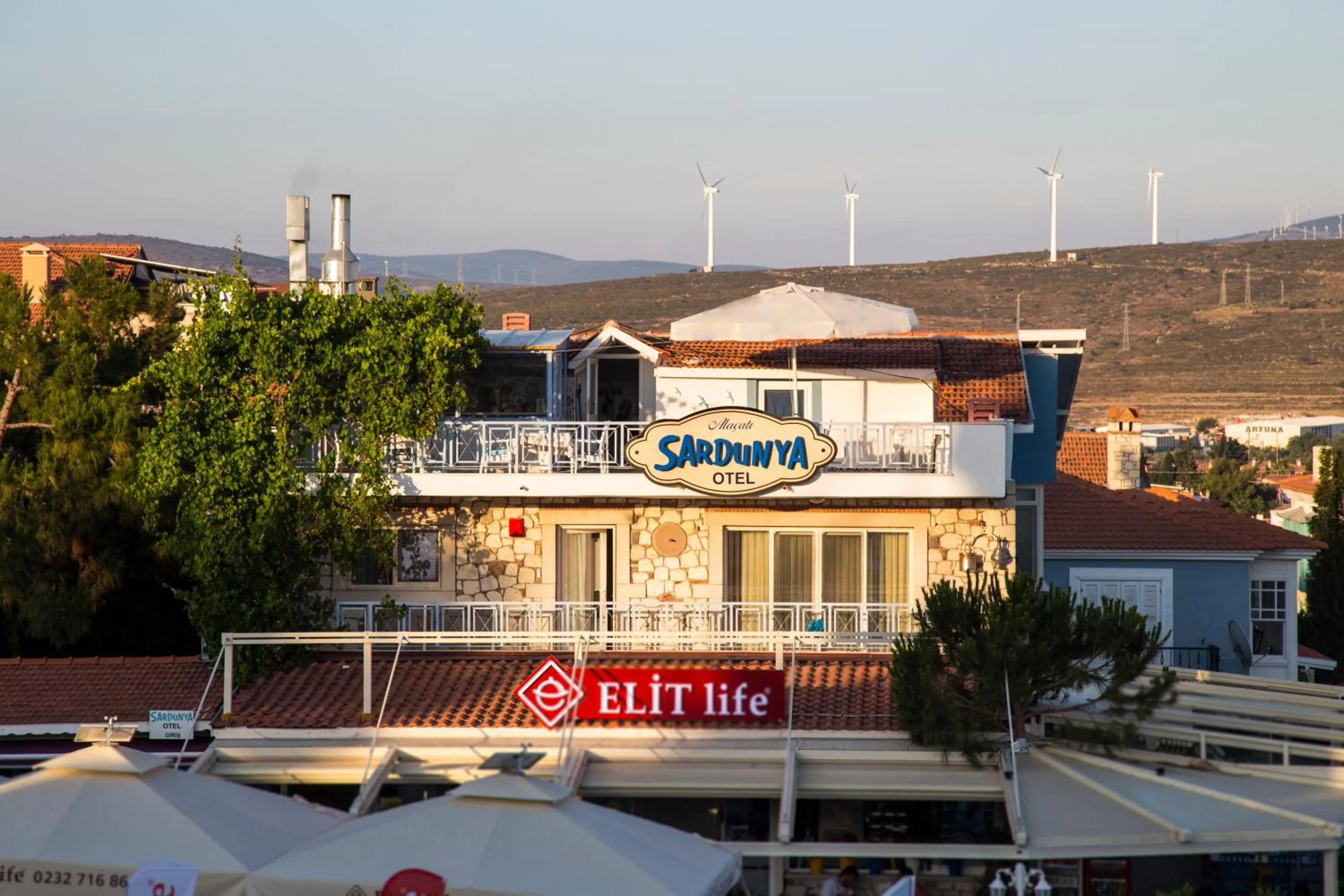 Facade/entrance in Alacati Sardunya Hotel