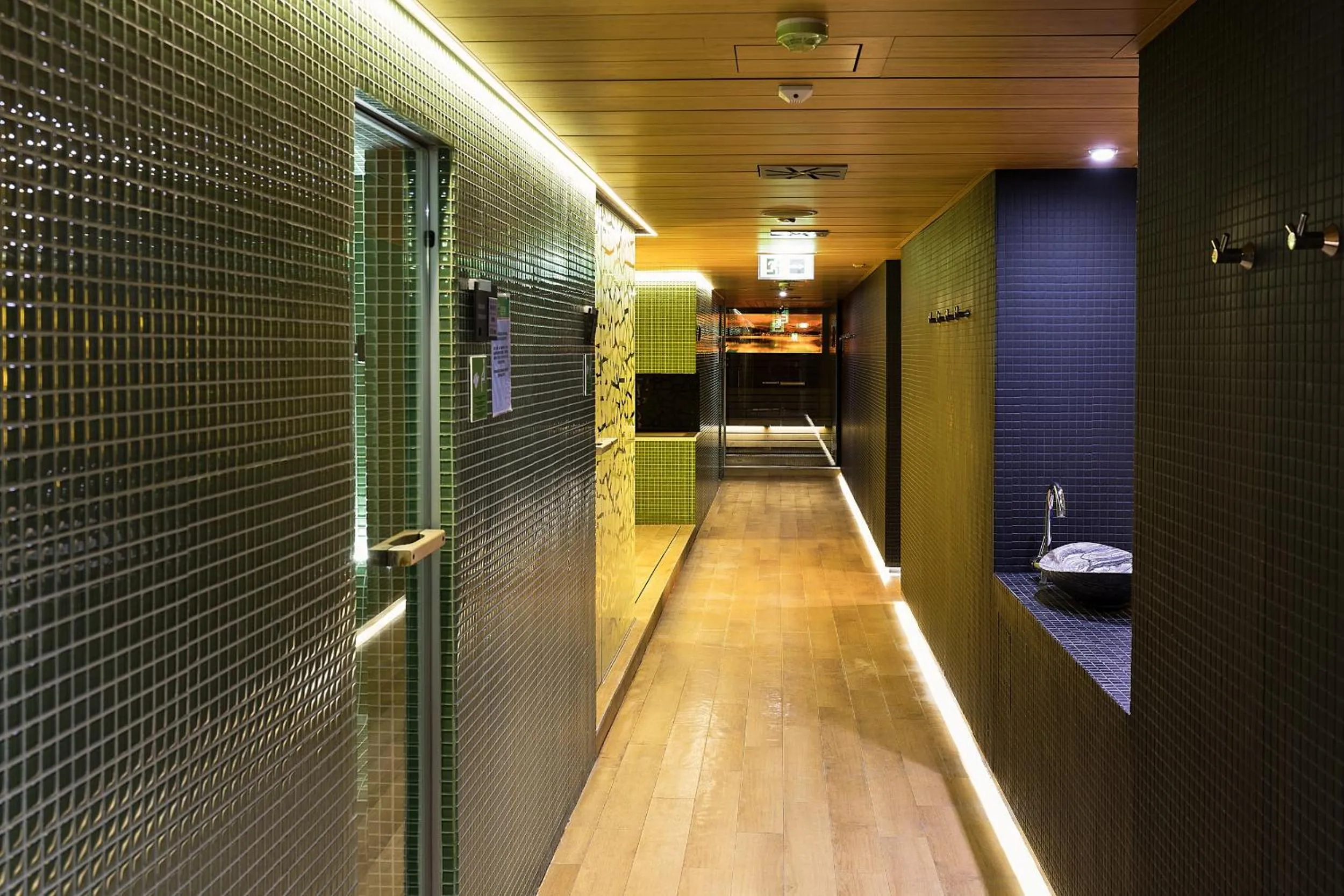 Spa and wellness centre/facilities in Hotel Zena Beauty & Shopping Center