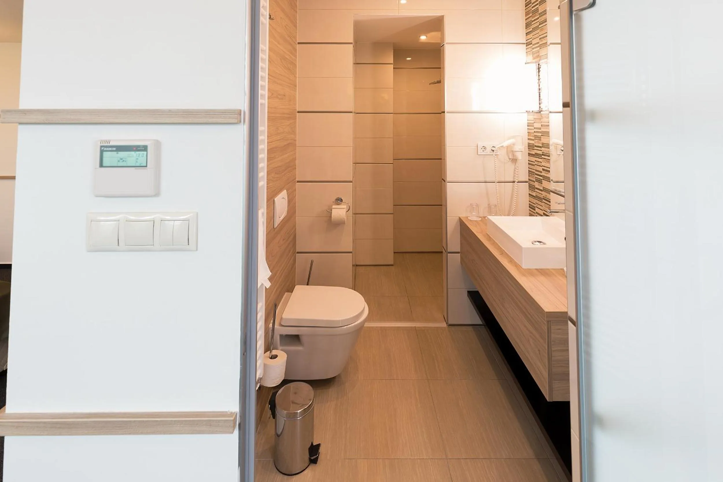 Bathroom in Hotel Zena Beauty & Shopping Center