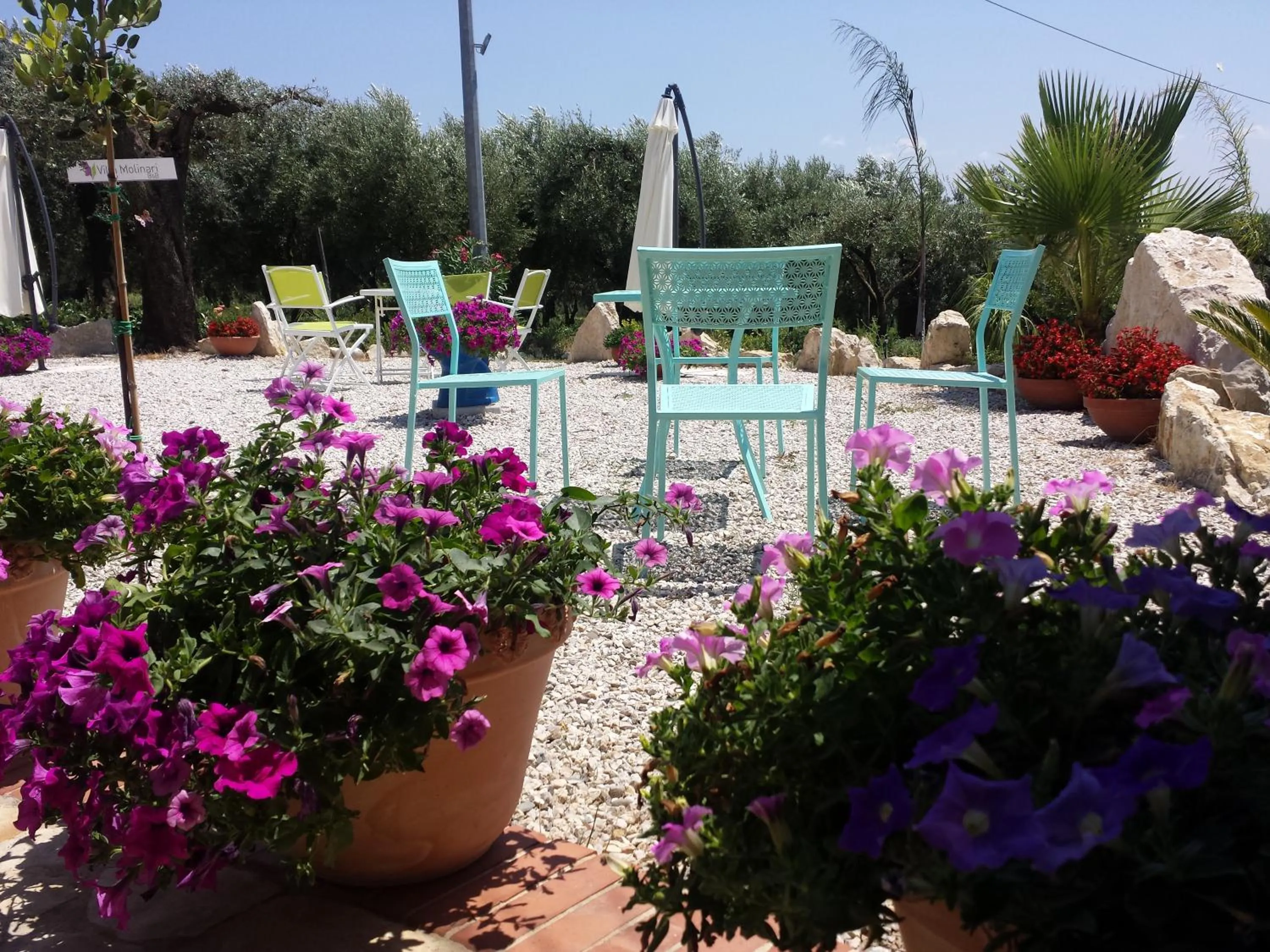 Garden view in B&B Villa Molinari Restaurant e Baby Park
