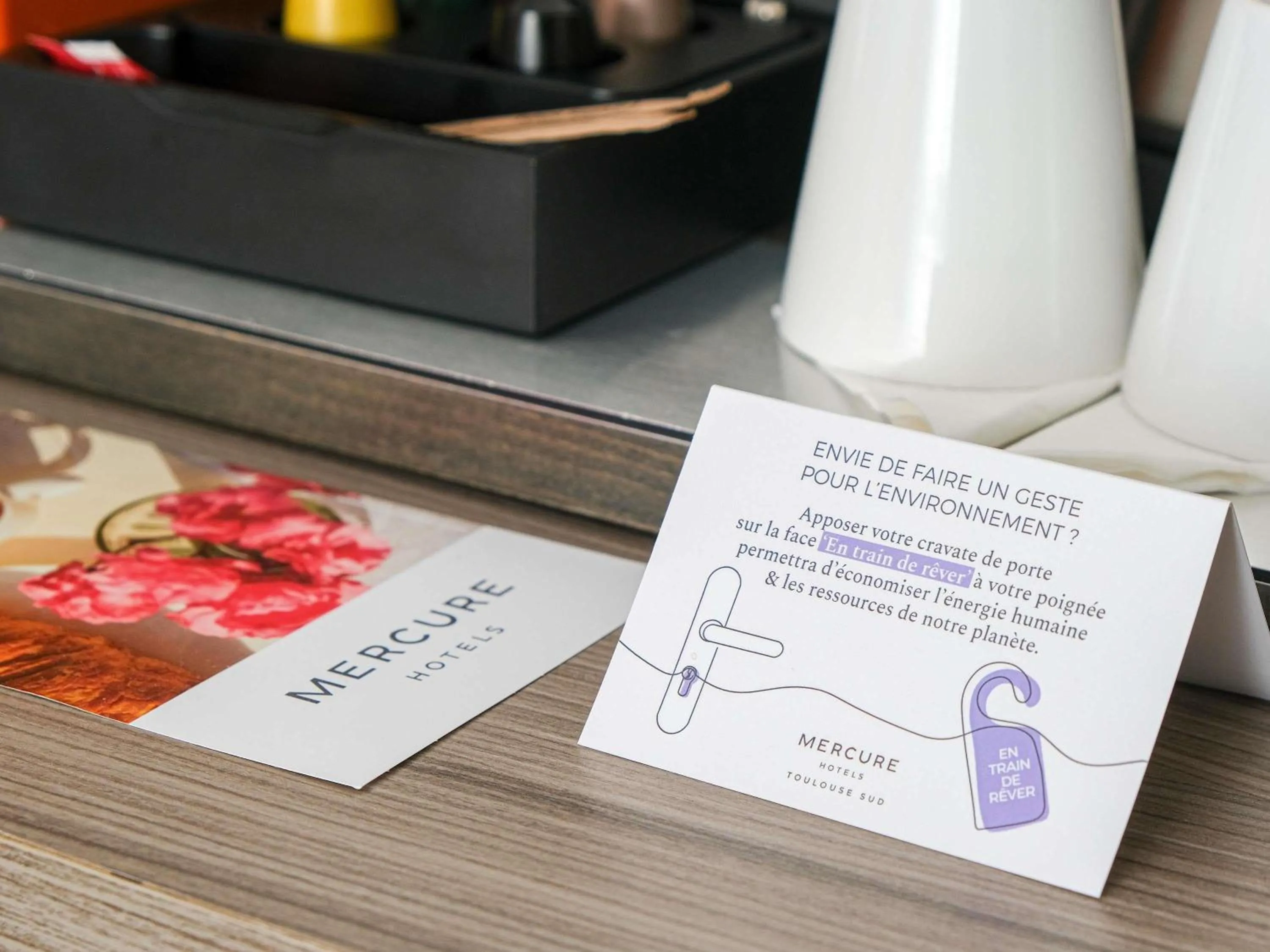 Bedroom in Mercure Toulouse Sud