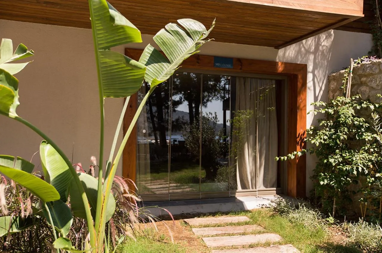 Communal lounge/ TV room in Miamai Boutique Hotel - Adult Only