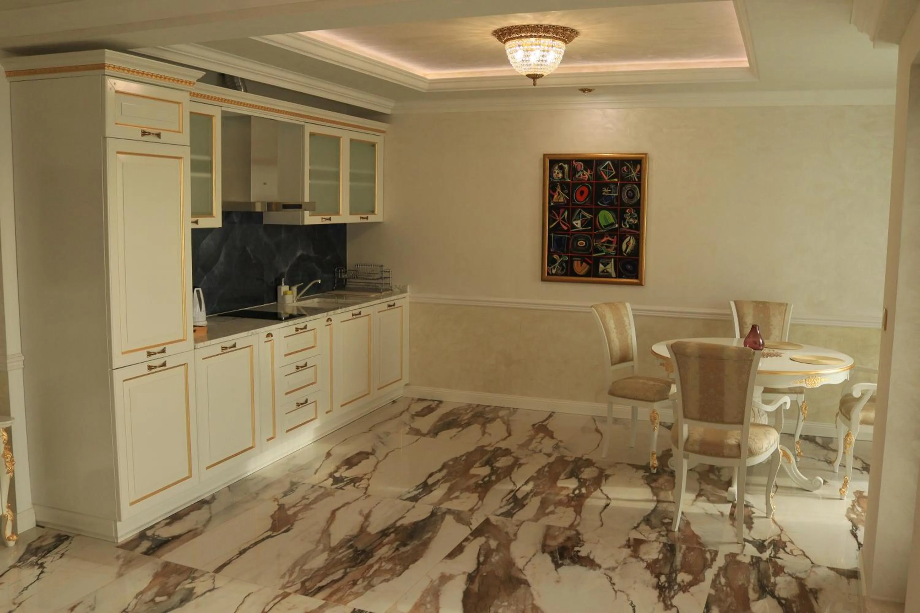 Kitchen or kitchenette in Art Complex Anel