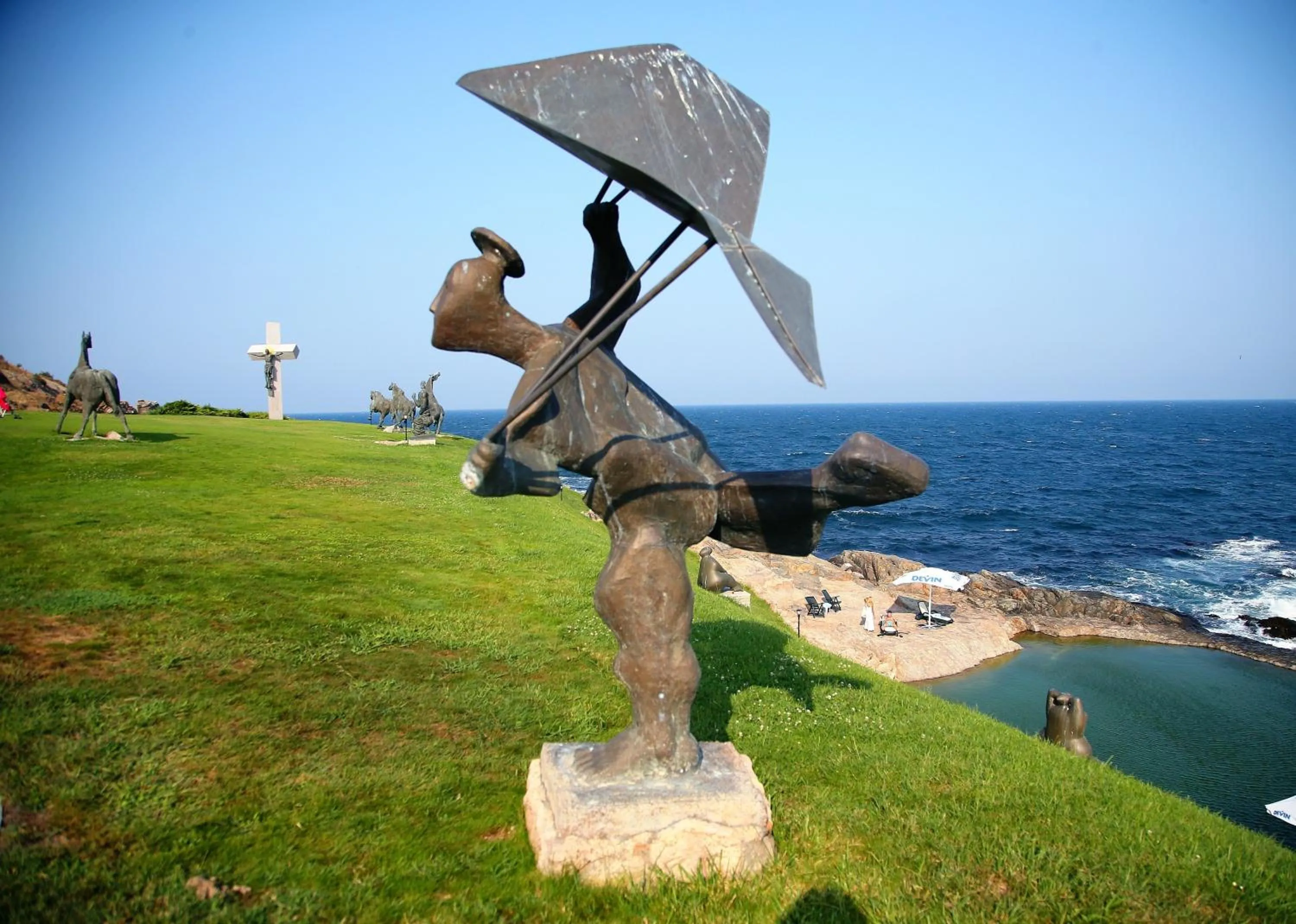 Decorative detail in Art Complex Anel