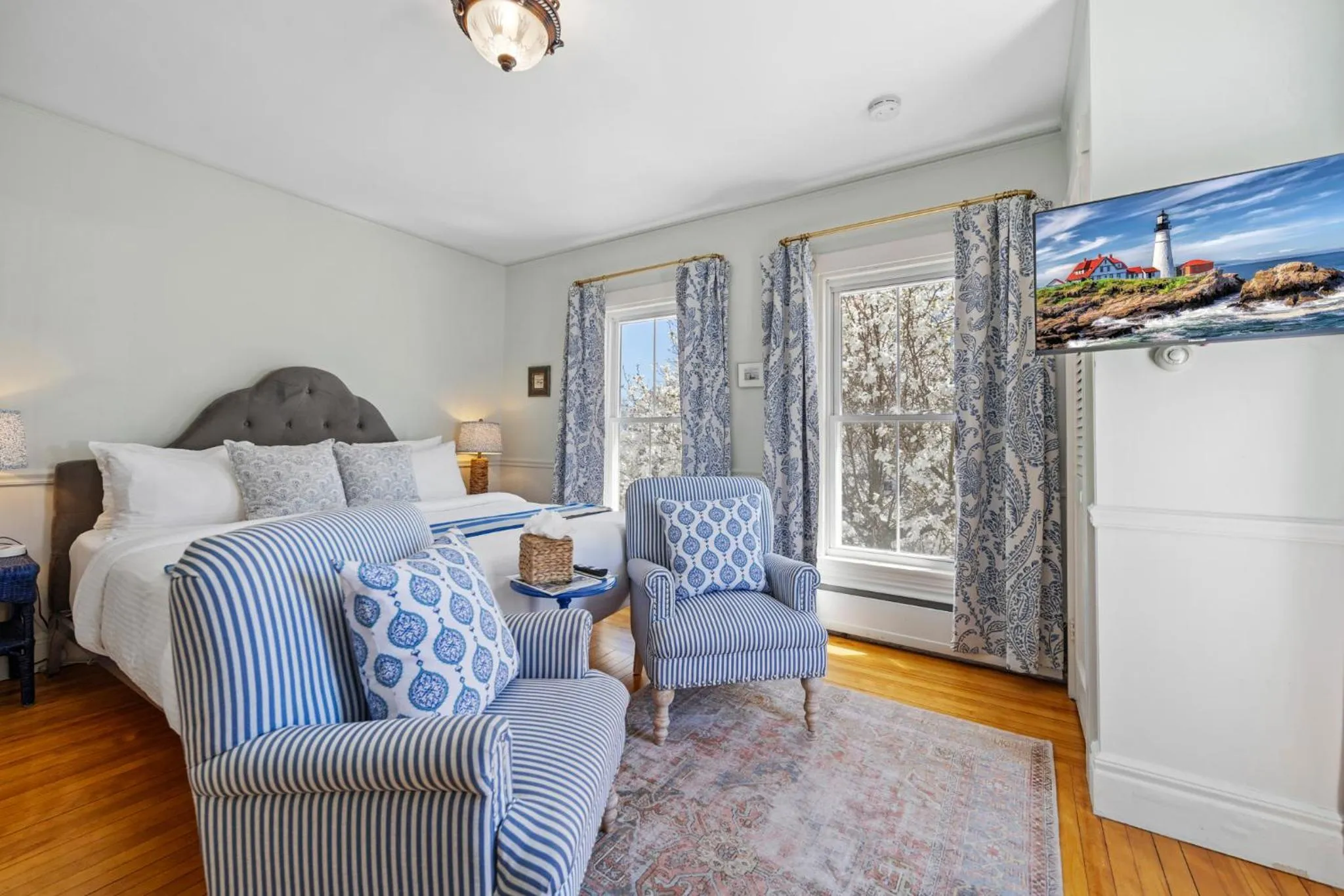 Bed in Hartstone Inn