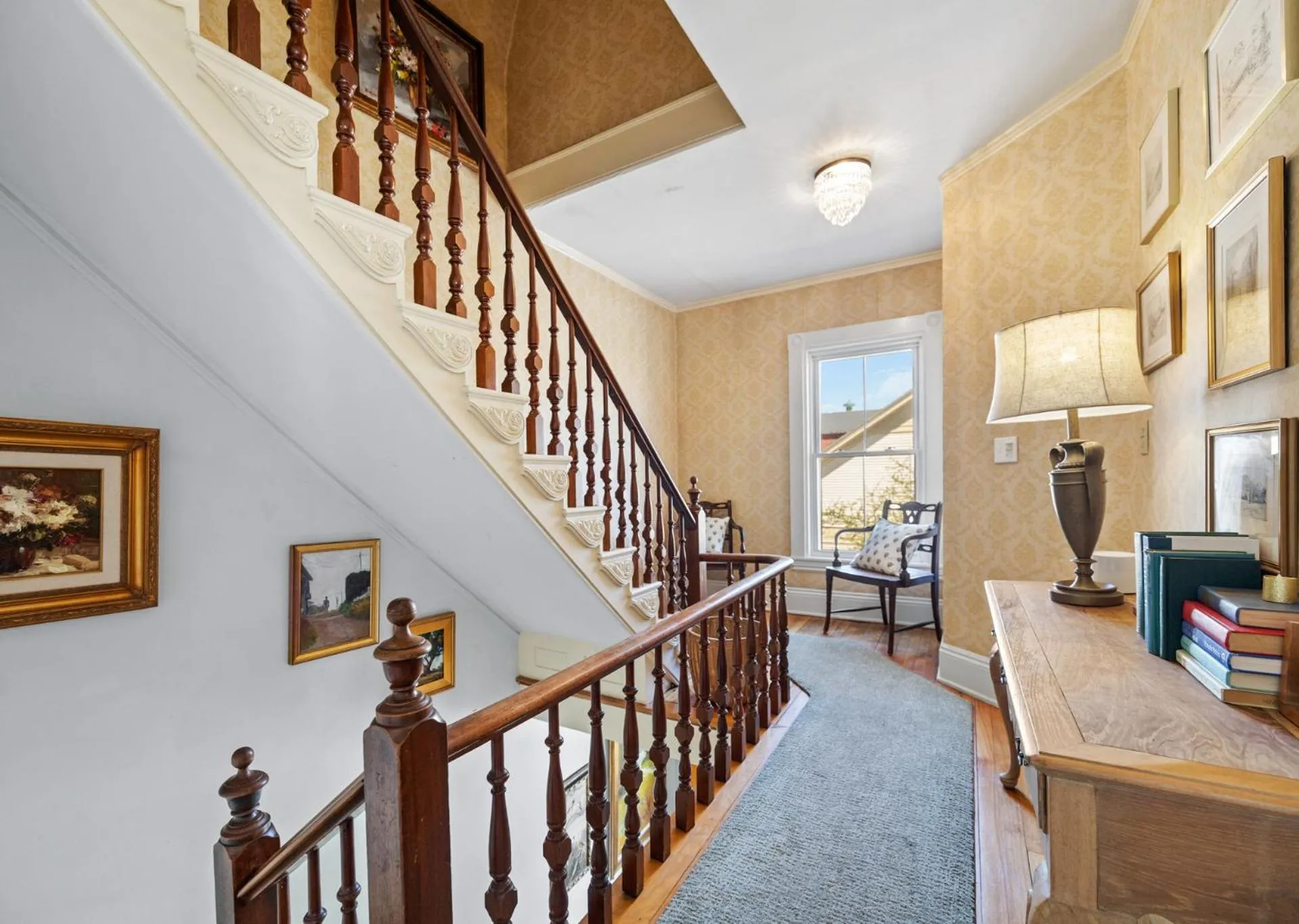 Property building in Hartstone Inn