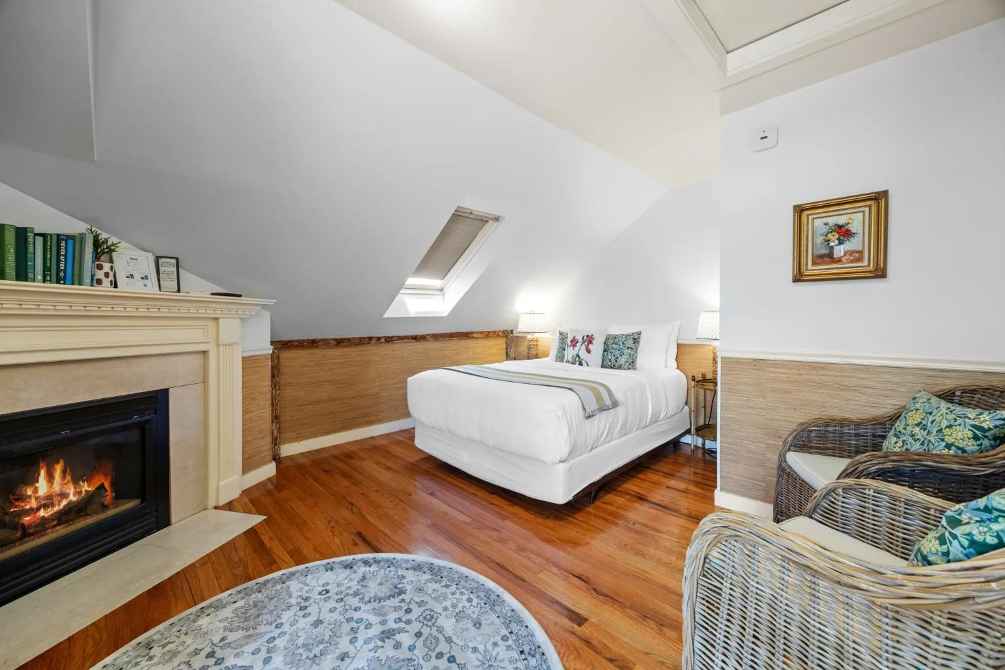 Bed in Hartstone Inn