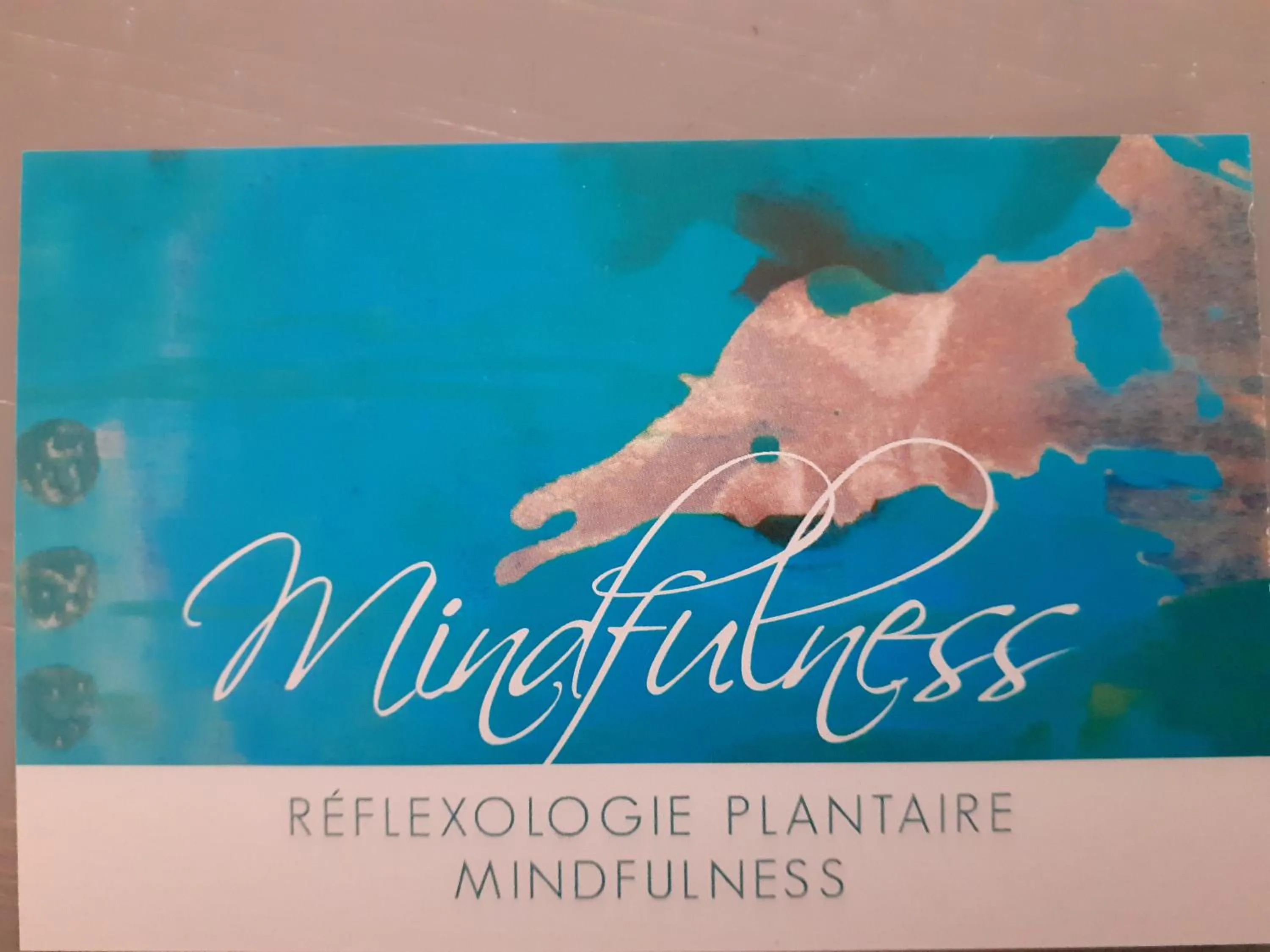 Property logo or sign in A L'inattendue