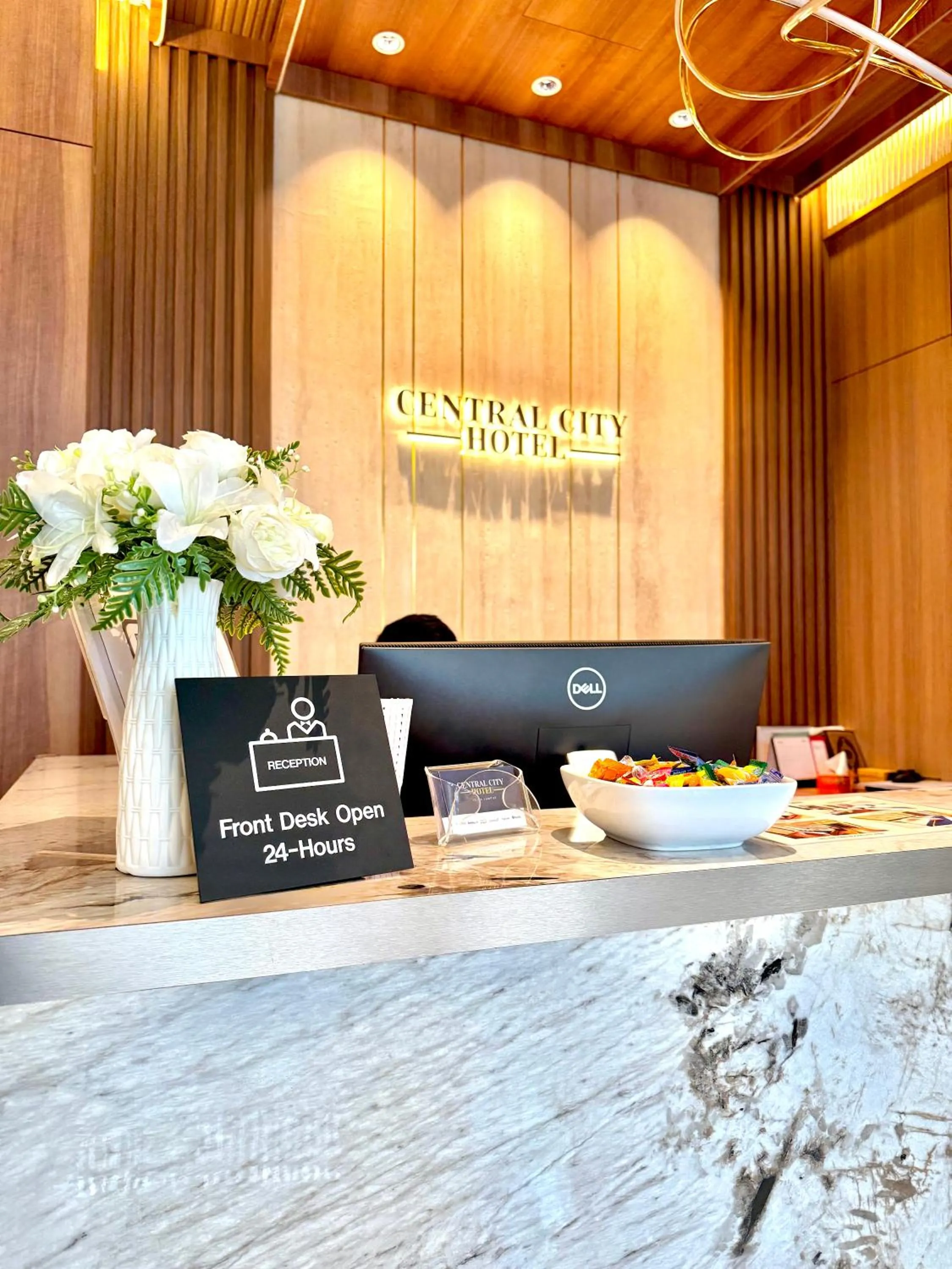 Central City Hotel at Chinatown