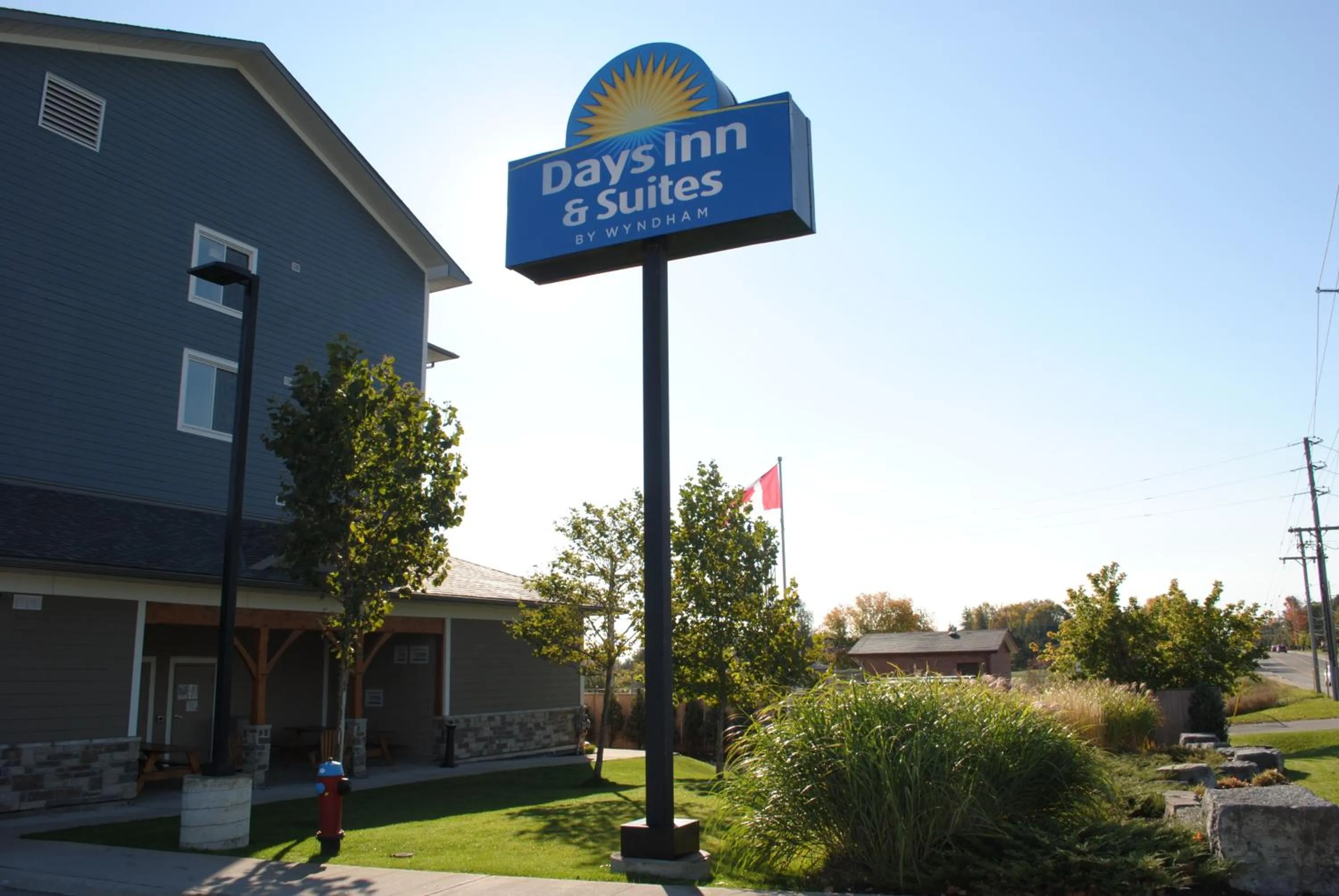 Property building in Days Inn & Suites by Wyndham Lindsay