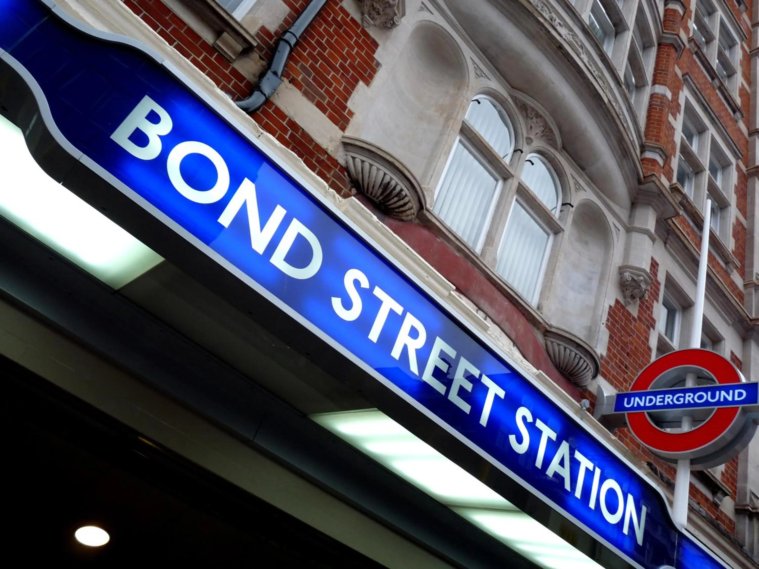 Nearby landmark, Property Logo/Sign in Mayfair private Apartments