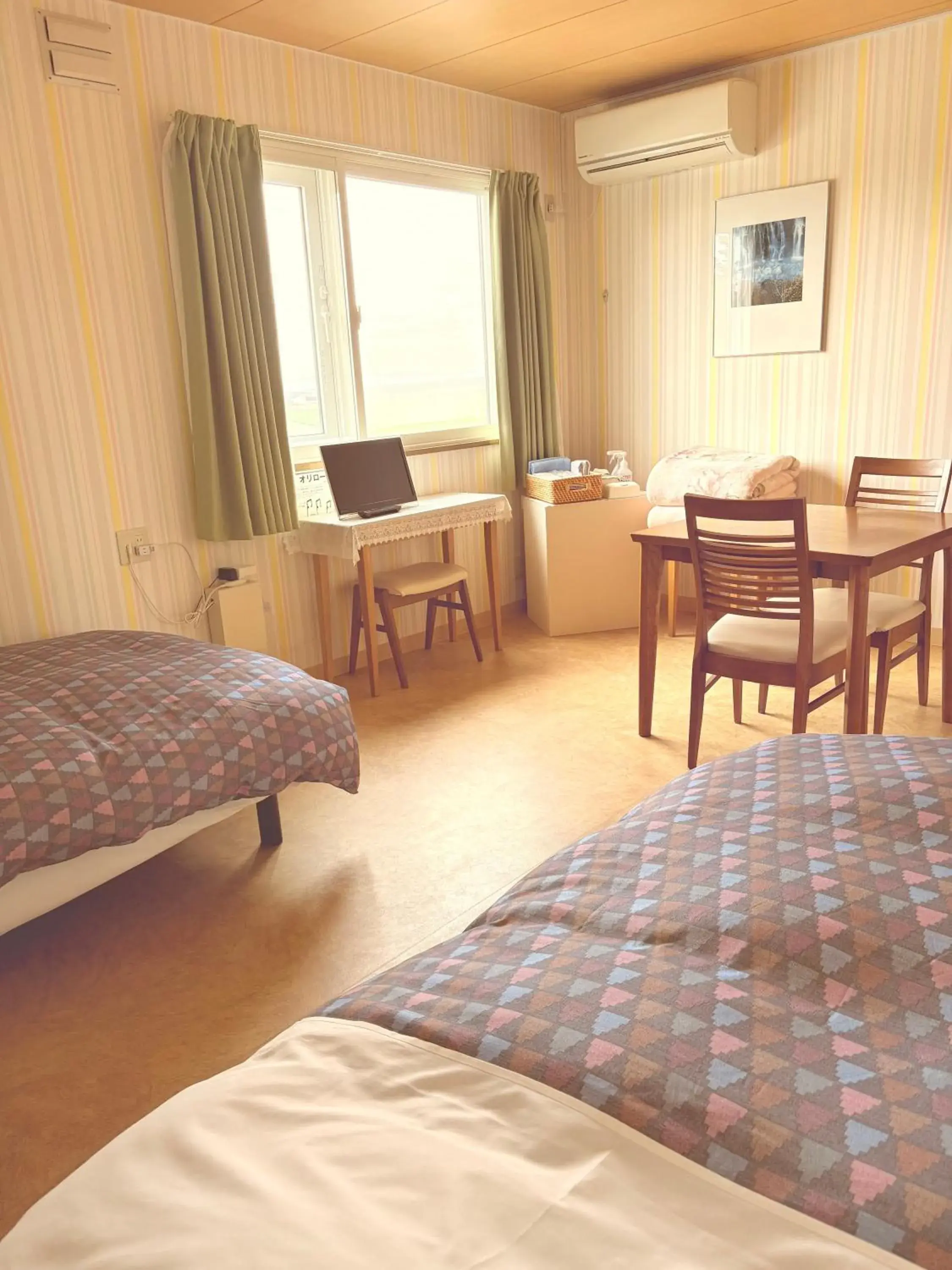 Twin Room with Shared Bathroom in B&B Ken&Mary Twin Room with Shared Bathroom in B&B Ken&Mary