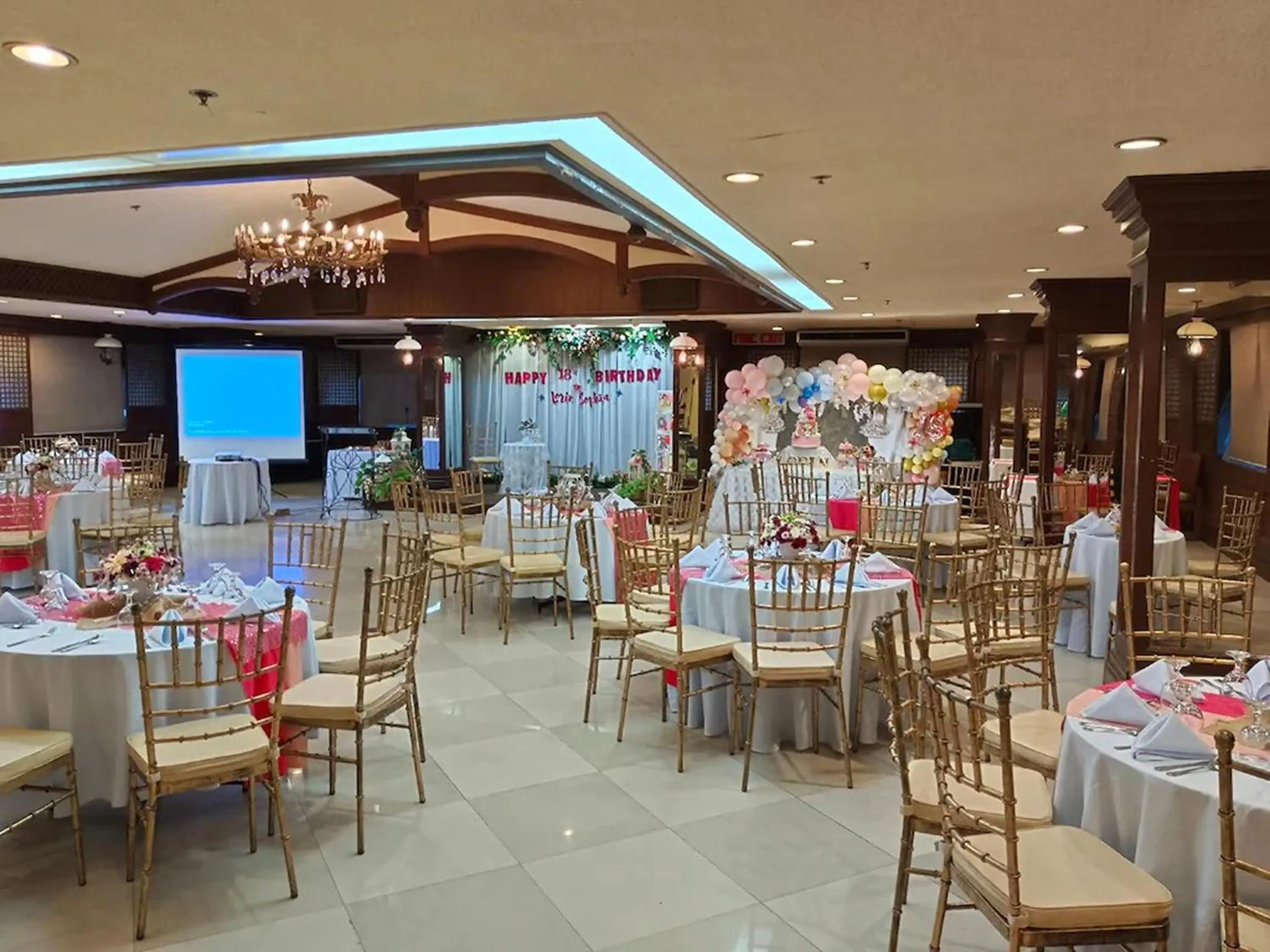 Restaurant/places to eat in The VIP Hotel Cagayan De Oro