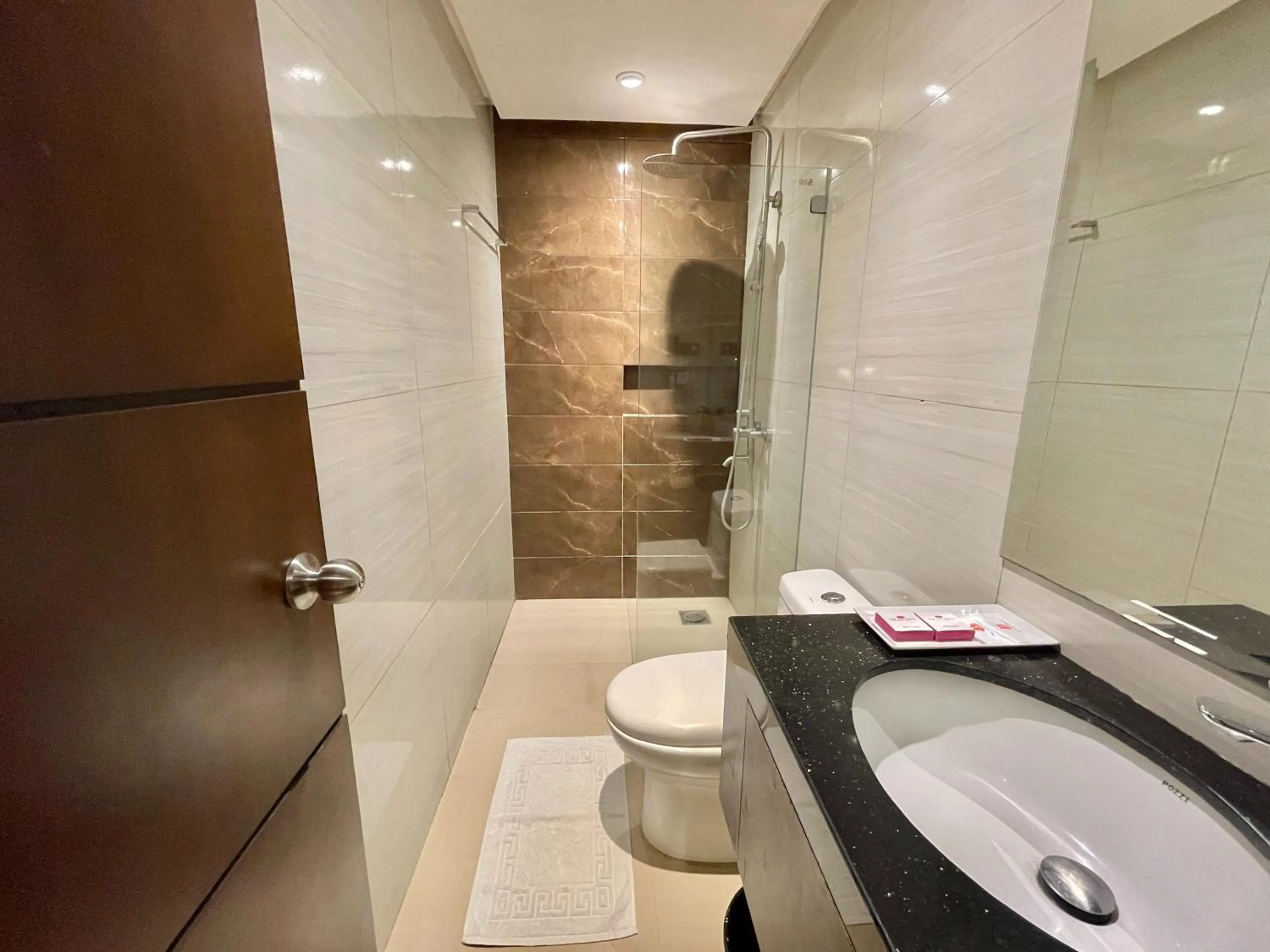 Bathroom in The VIP Hotel Cagayan De Oro