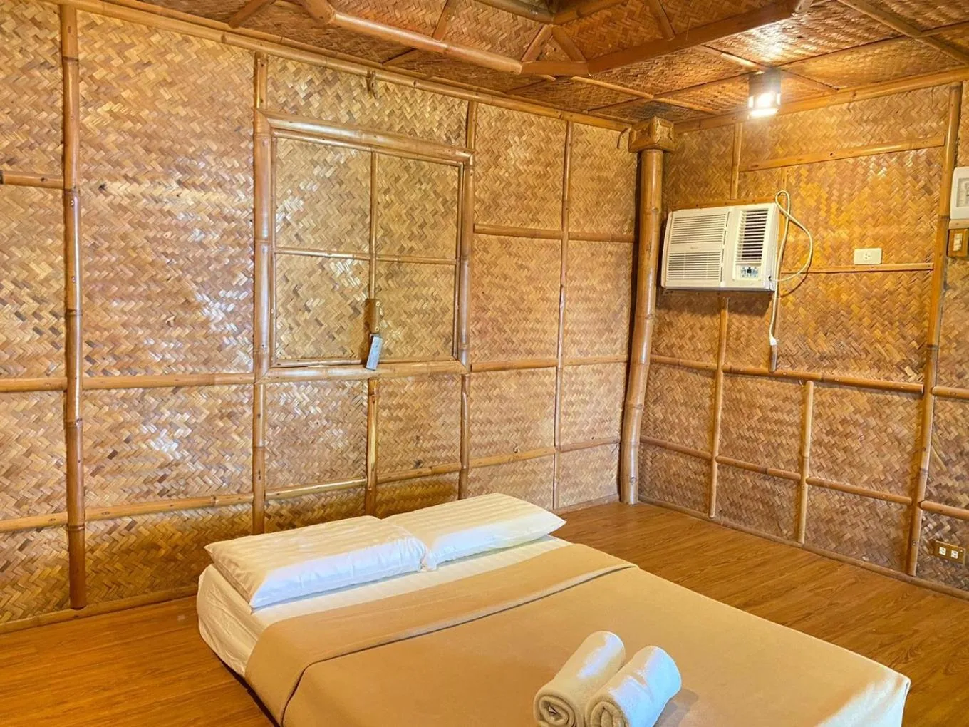 Bedroom, Bed in Hijo Resorts Davao