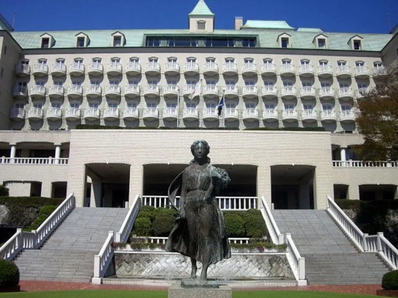 Shizuoka Country Hamaoka Course & Hotel