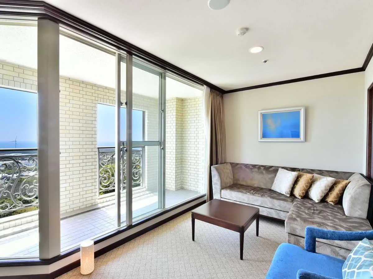 Shizuoka Country Hamaoka Course & Hotel