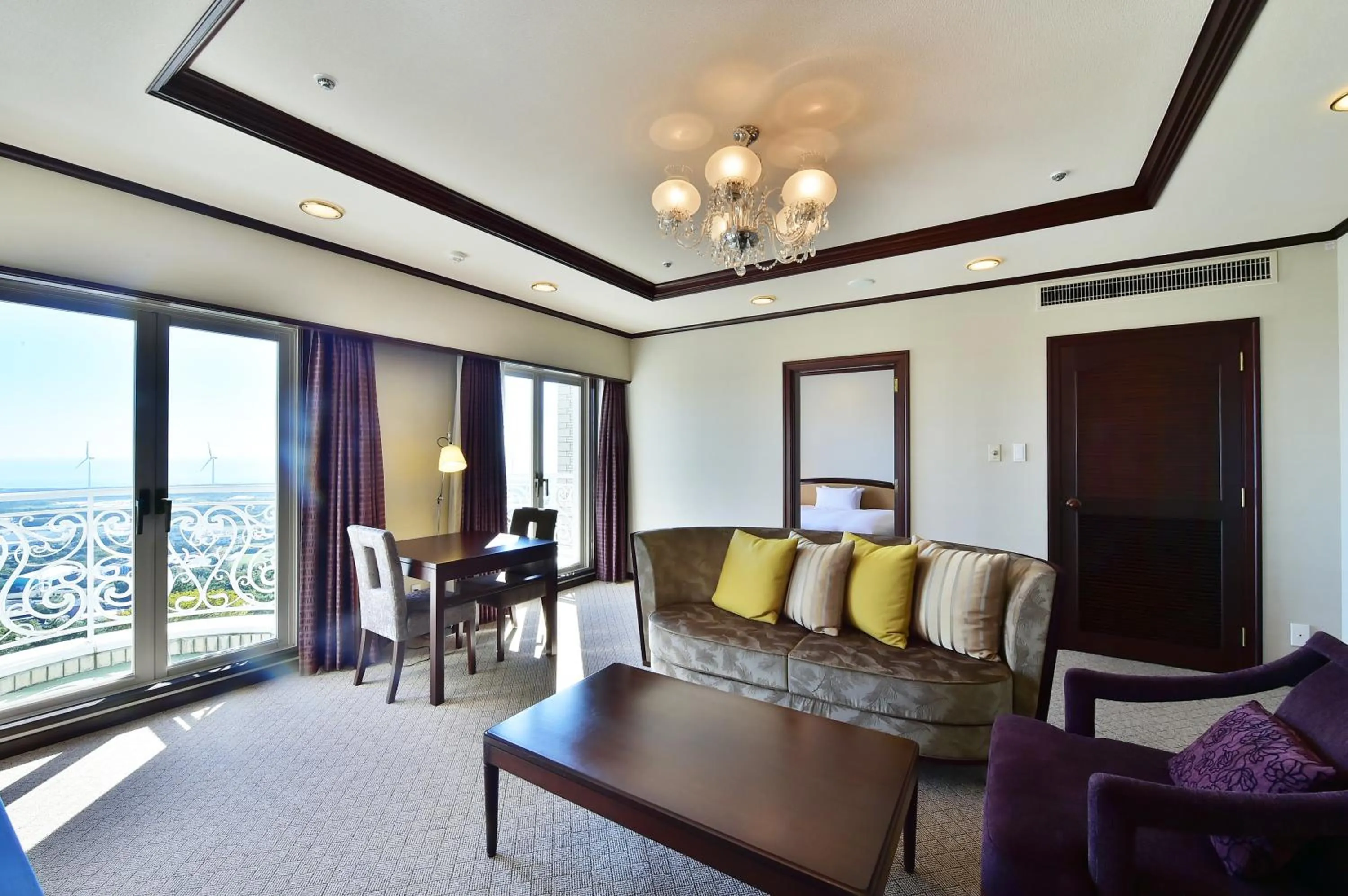 Shizuoka Country Hamaoka Course & Hotel