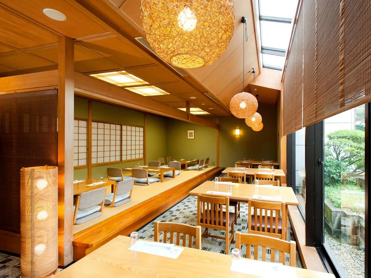 Shizuoka Country Hamaoka Course & Hotel