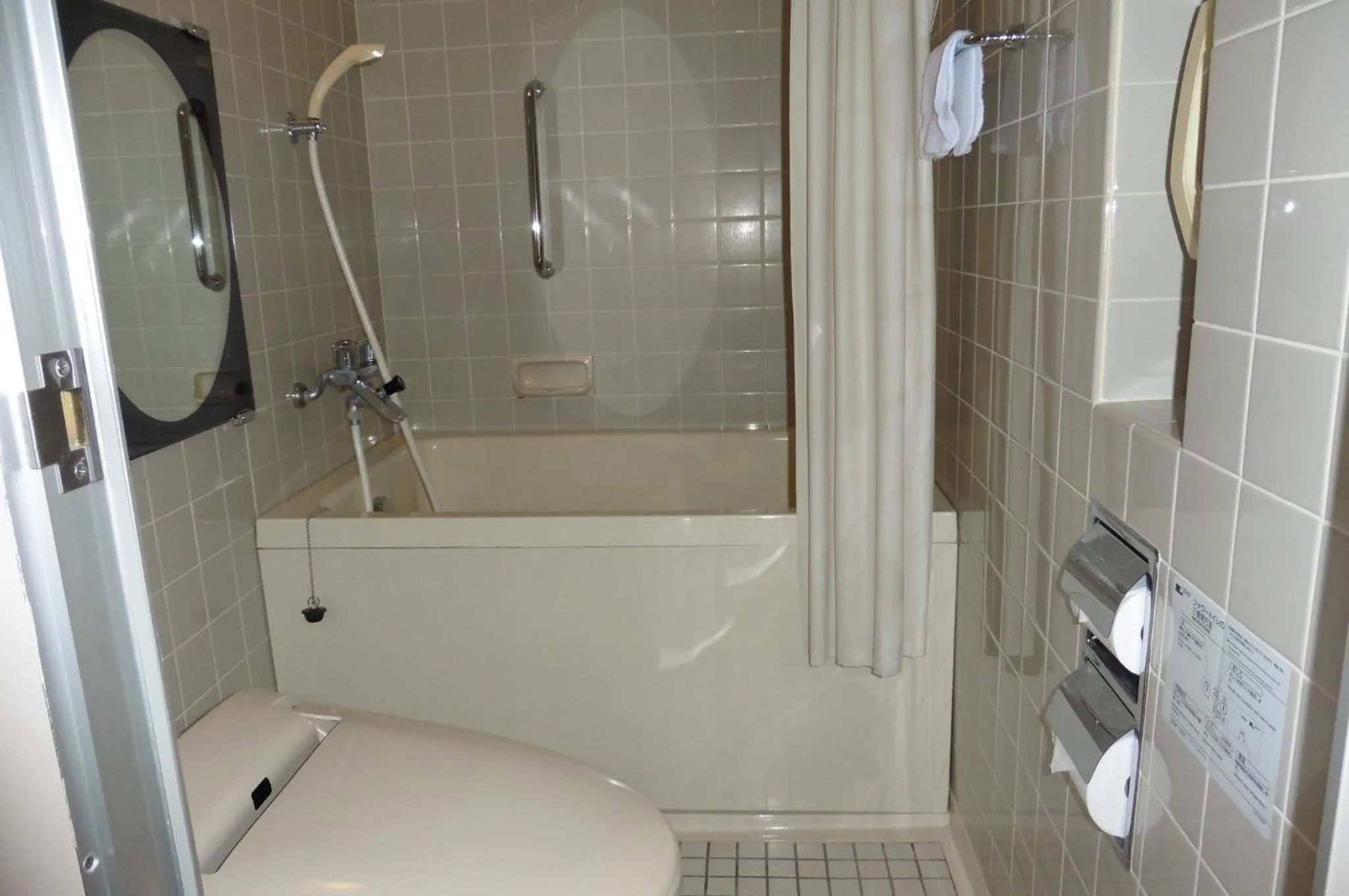Shower in Shizuoka Country Hamaoka Course & Hotel