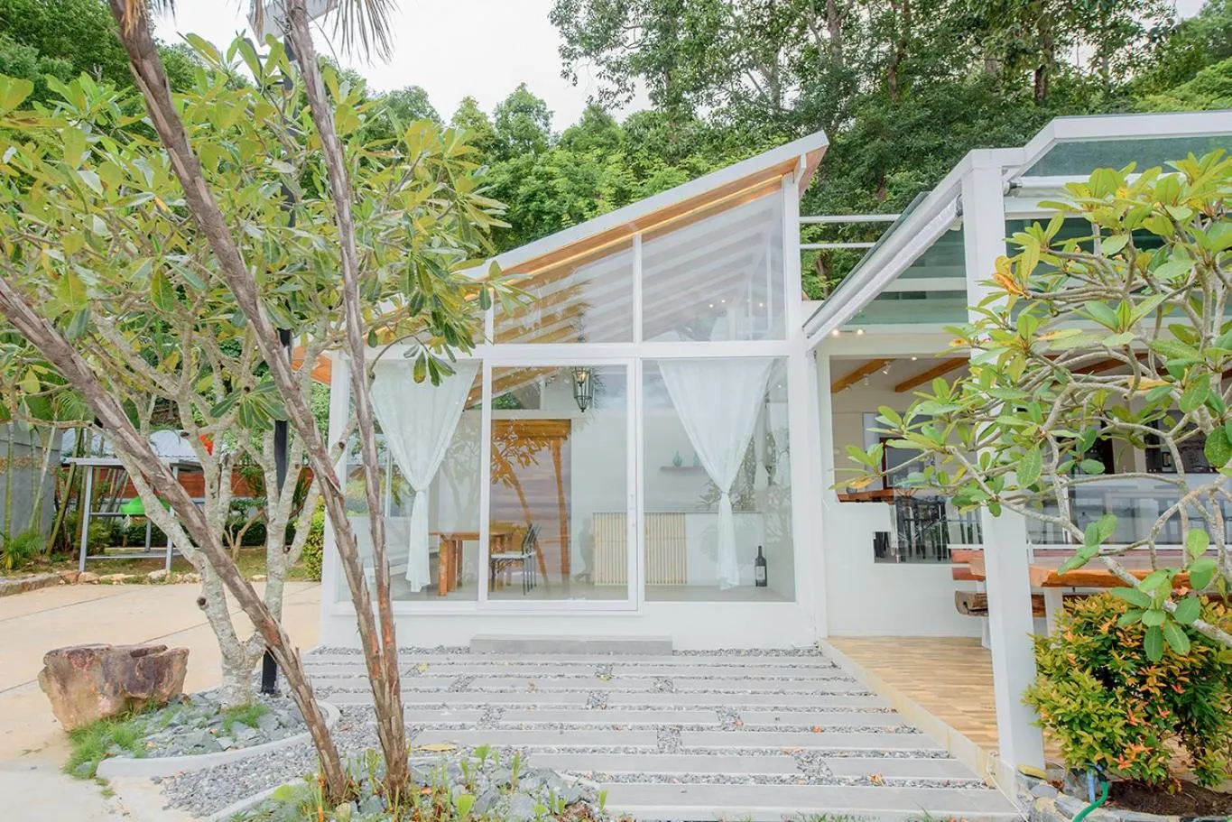 Seashell Village Resort