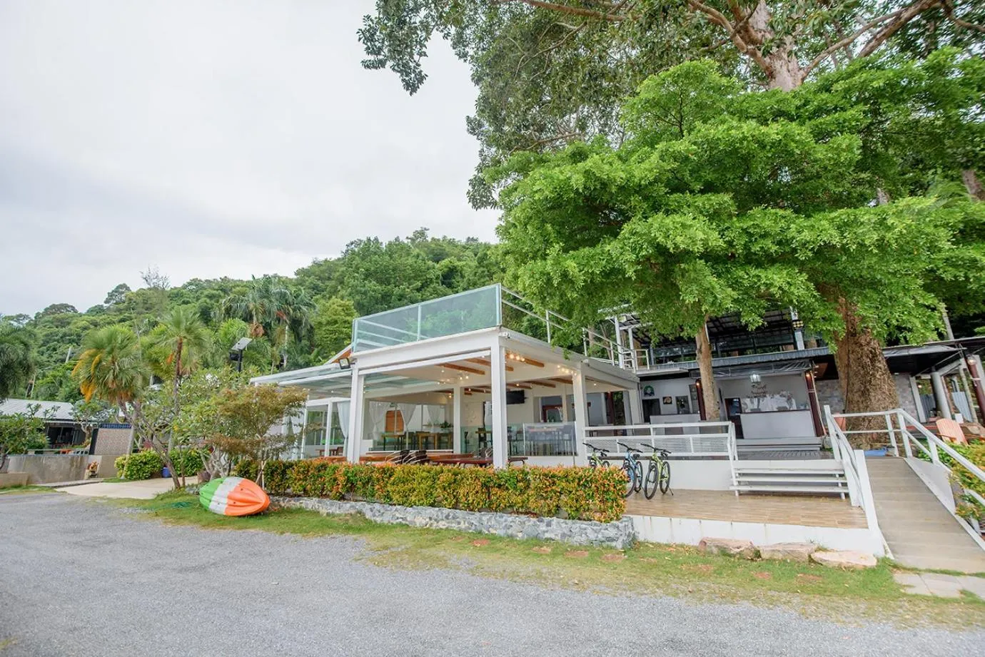 Seashell Village Resort