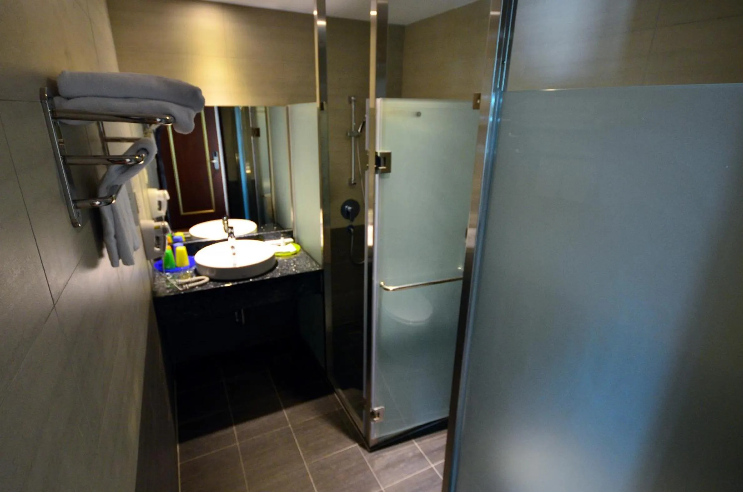 Bathroom in Howard Kenting Wonder House