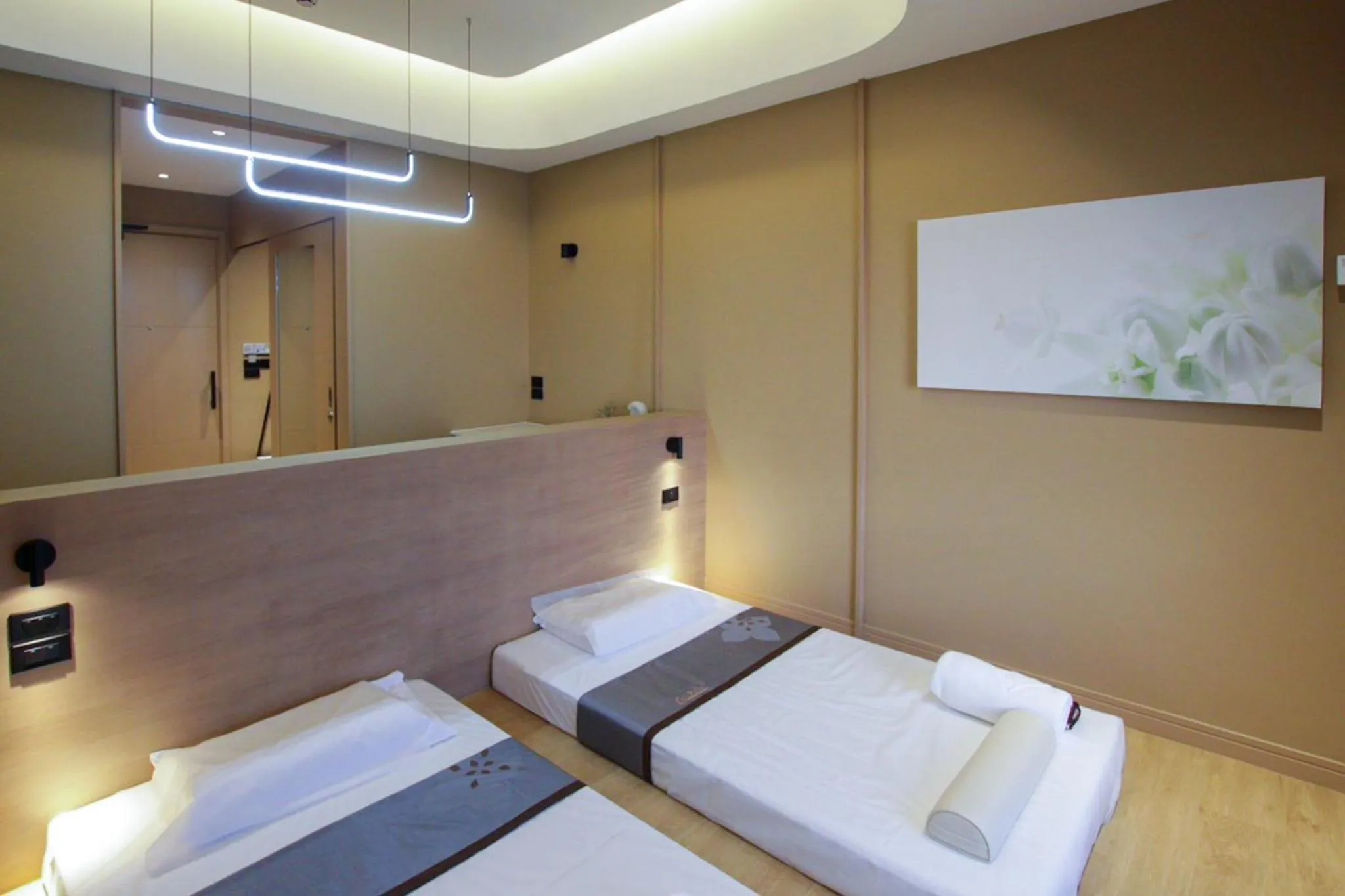 Massage, Bed in LePont Riverfront Resort Nongkhai