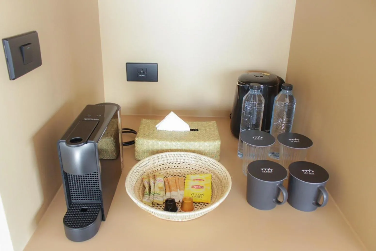 Coffee/tea facilities in LePont Riverfront Resort Nongkhai