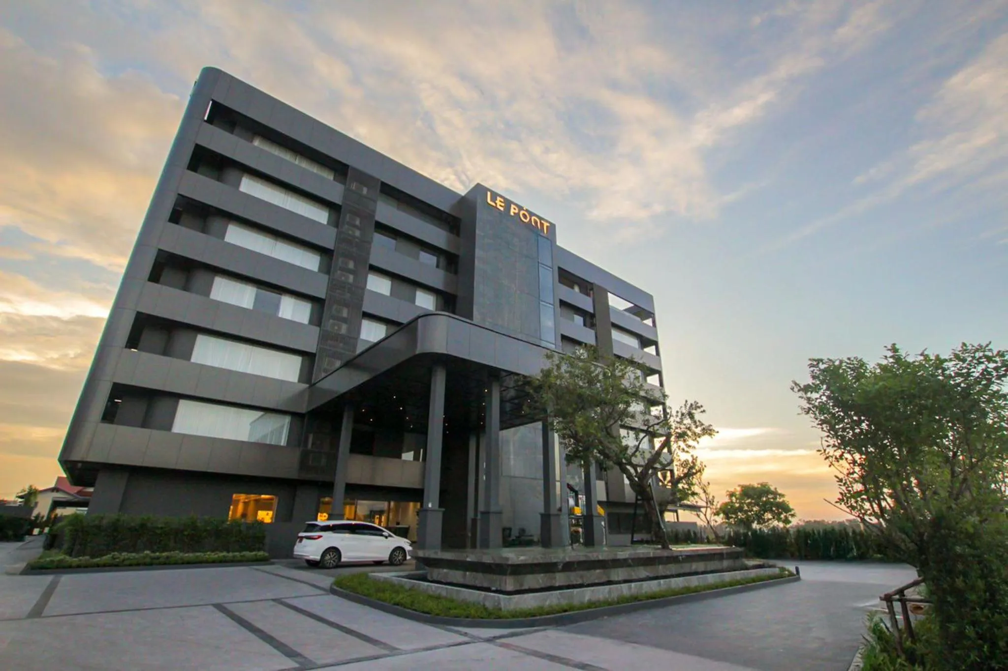 Property building in LePont Riverfront Resort Nongkhai