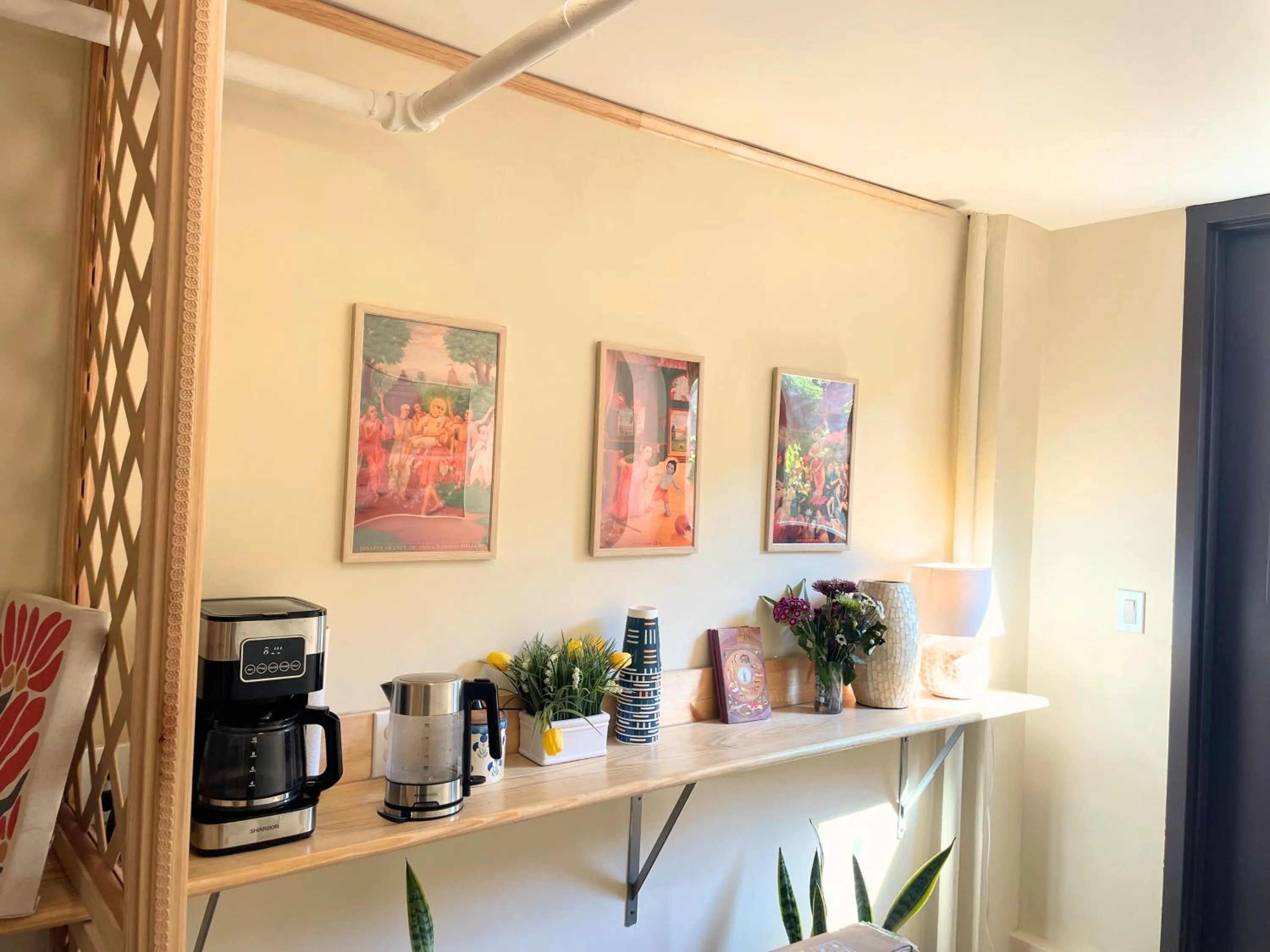 Coffee/tea facilities in Interfaith 21st Street