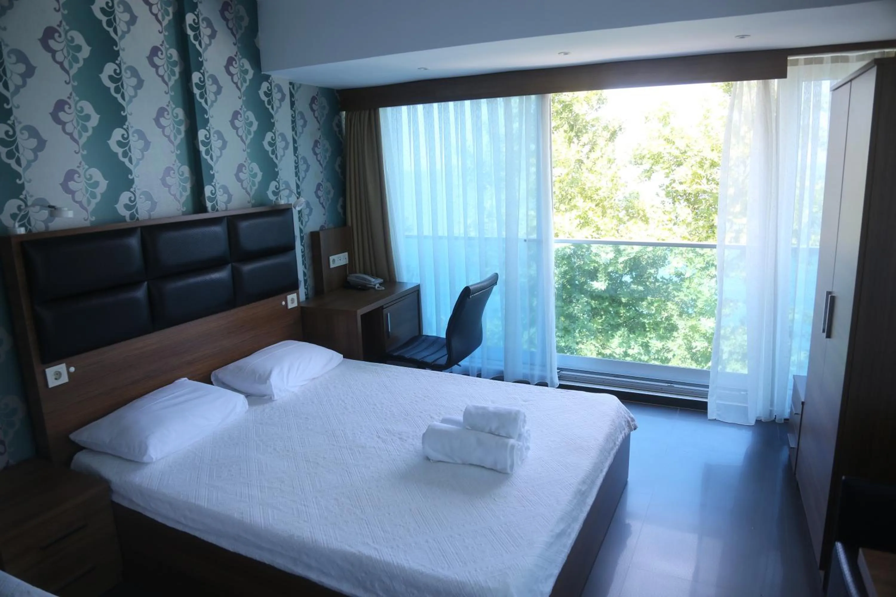 Photo of the whole room, Bed in Bayraktar Hotel