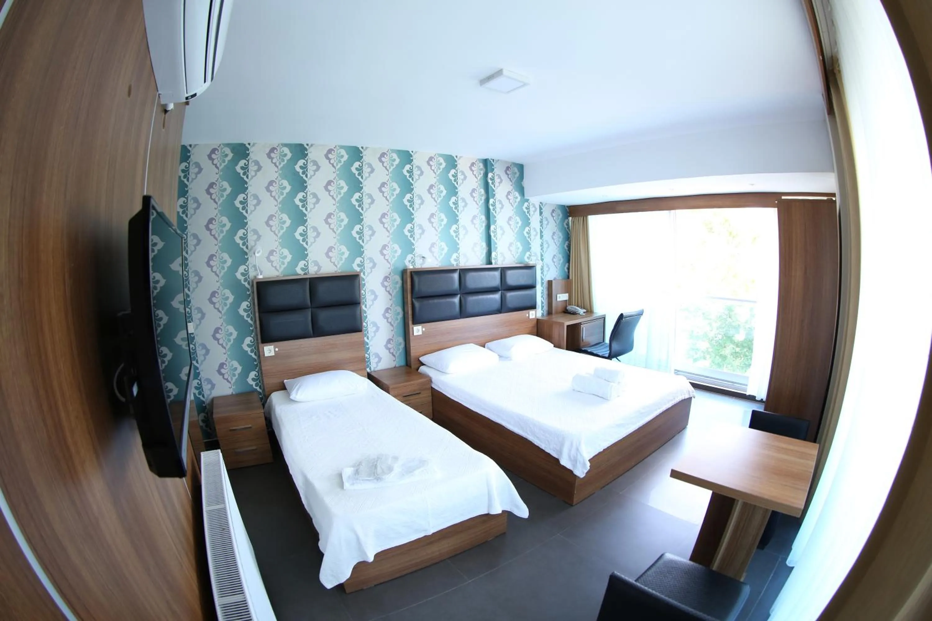 Photo of the whole room, Bed in Bayraktar Hotel