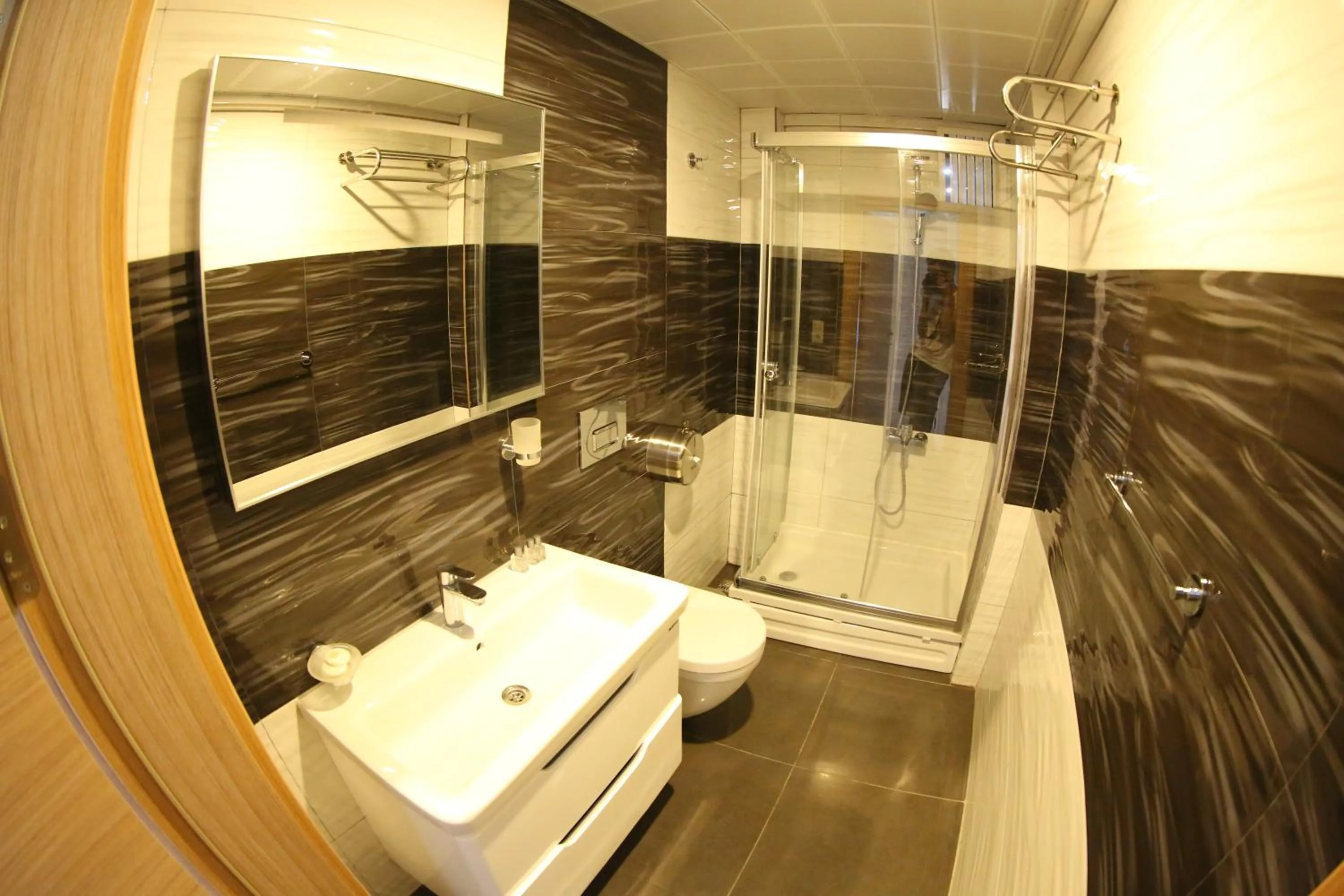 Photo of the whole room in Bayraktar Hotel